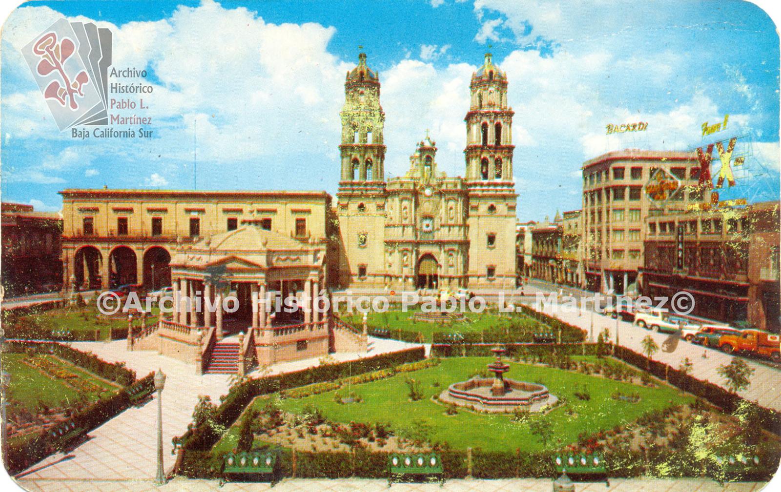 Jardín Hidalgo y Catedral, en San Luis Potosí, México.