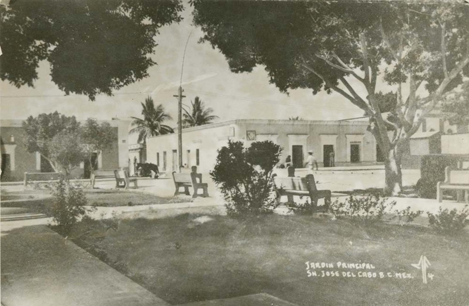 “Jardín principal”.