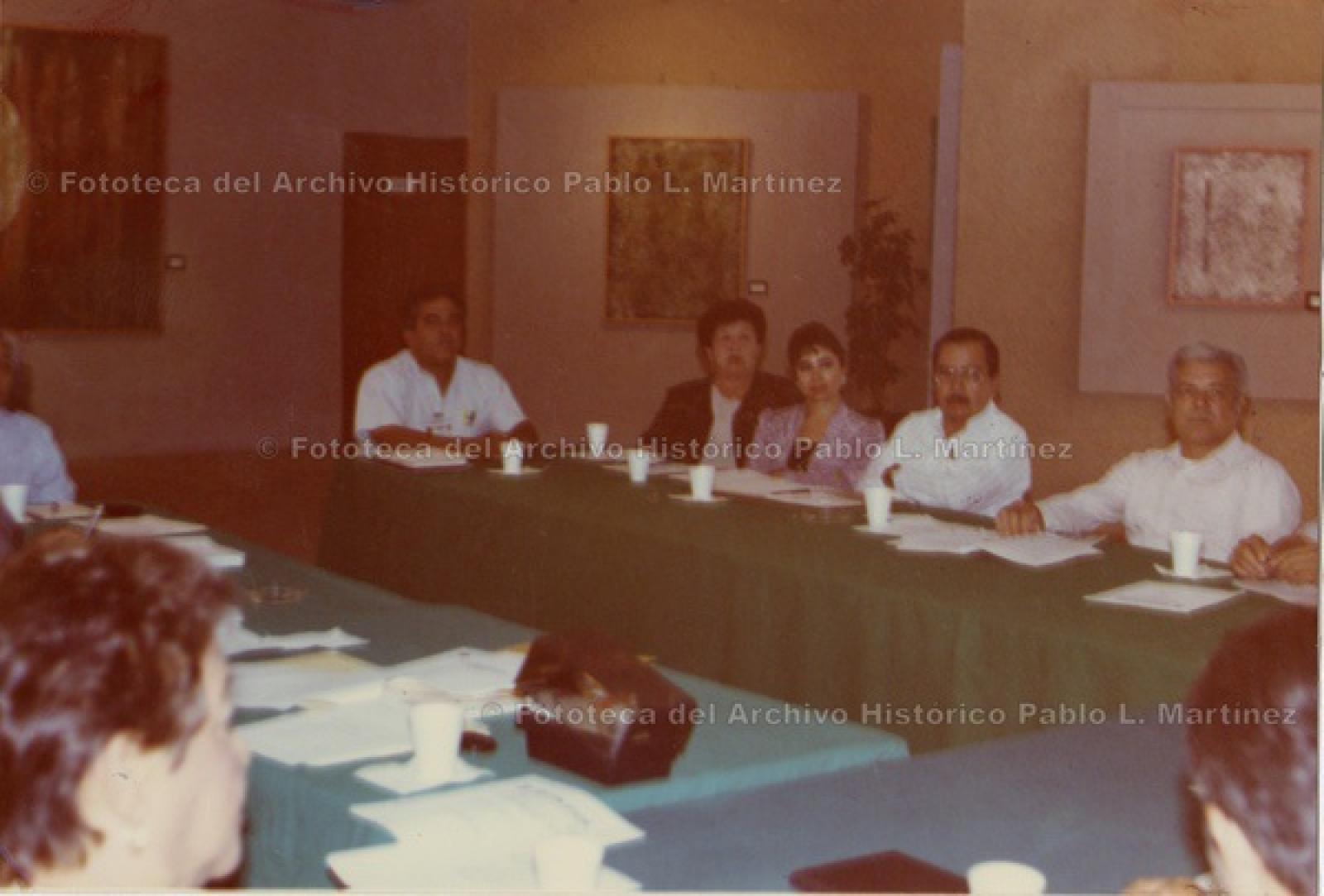 “José Andrés Cota Sandoval preside la Primera reunión del Consejo Estatal de Archivos.”