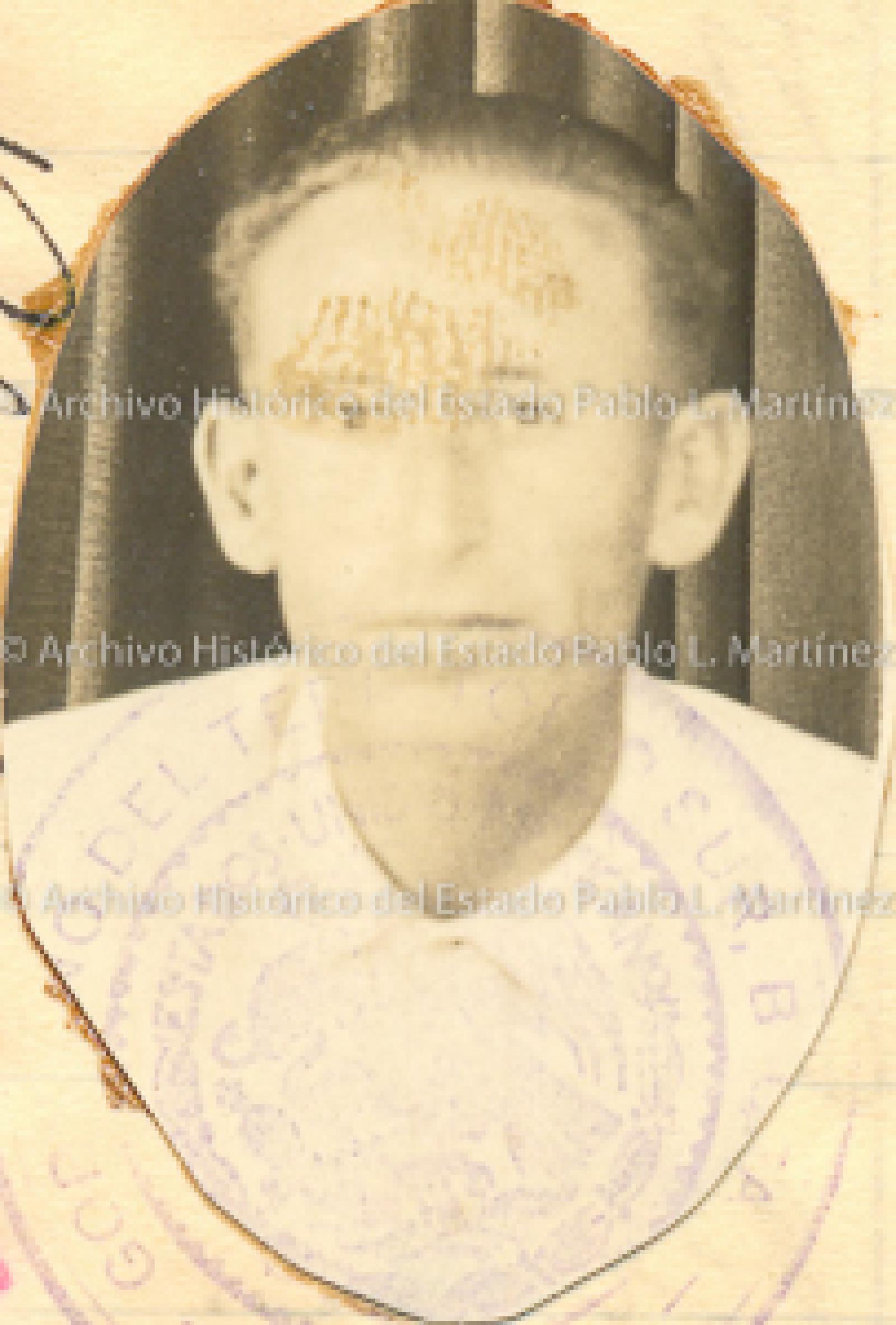 Juan Moyrón Wear
