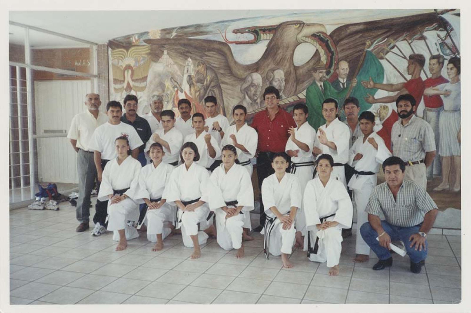 “Karatecas”, retrato de  grupo.