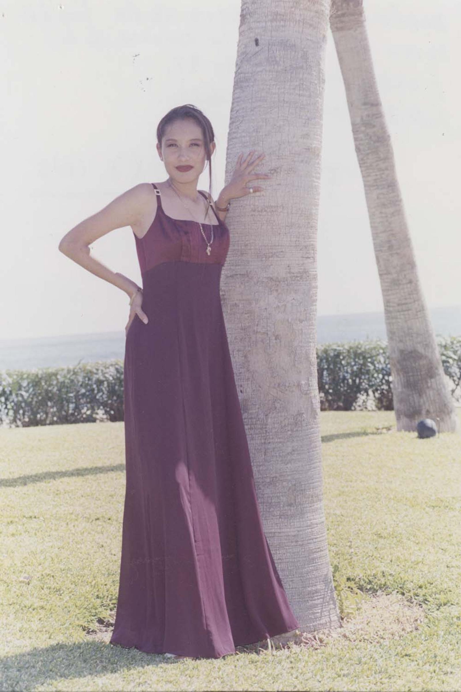 Karina Gallardo Ruíz, candidata a reina de las fiestas de San José del Cabo, Baja California Sur, 1999.