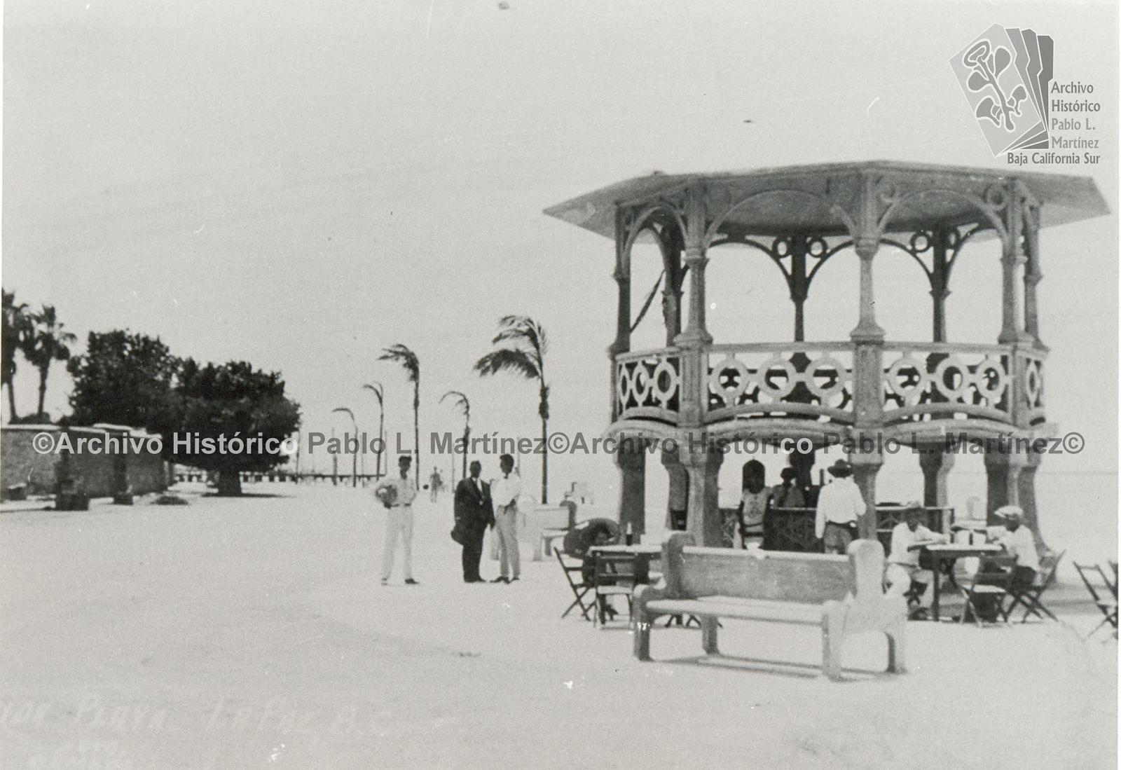 Kiosco del malecón de La Paz, Baja California.