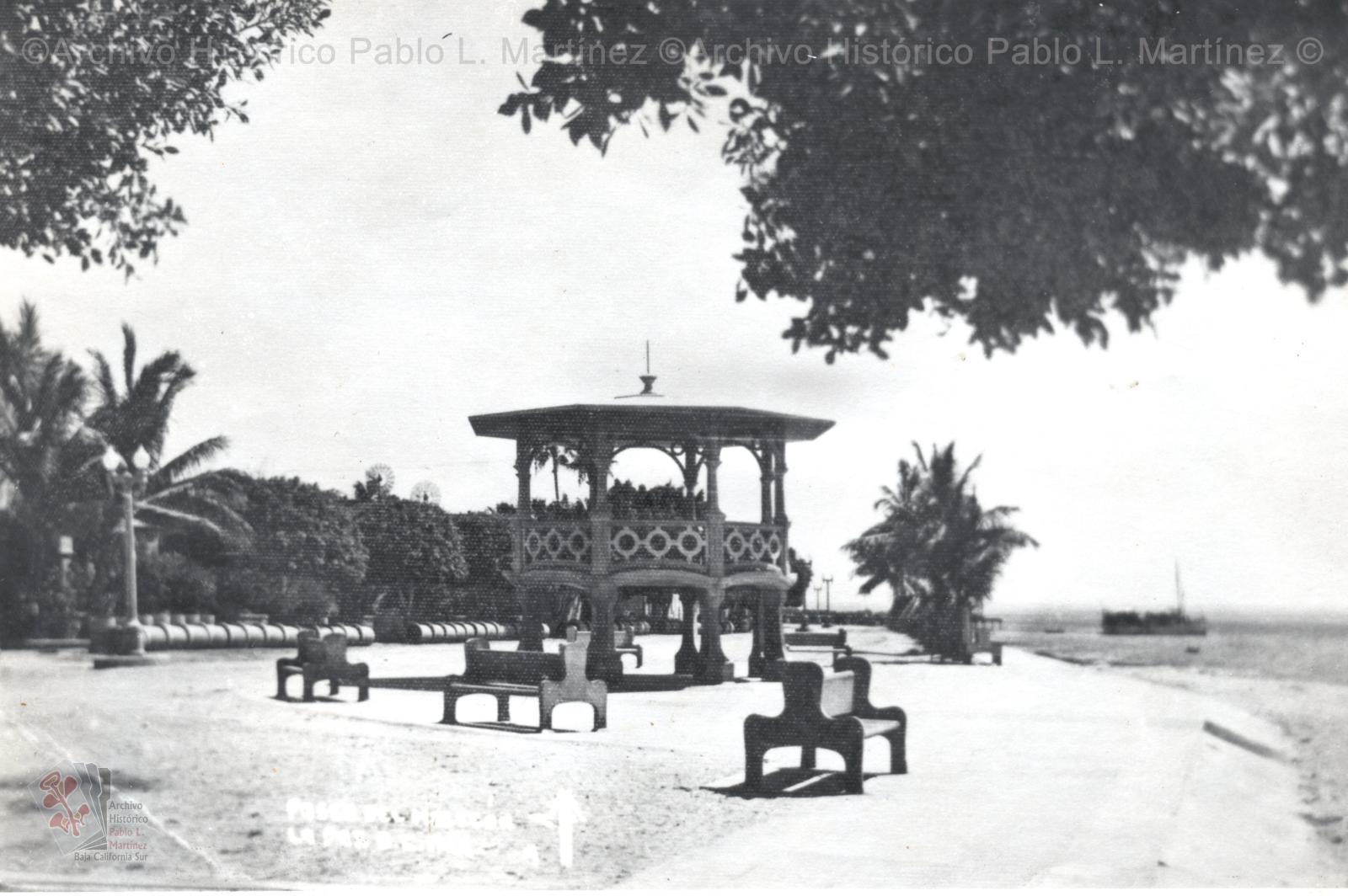 Kiosco del malecón de La Paz, Baja California.