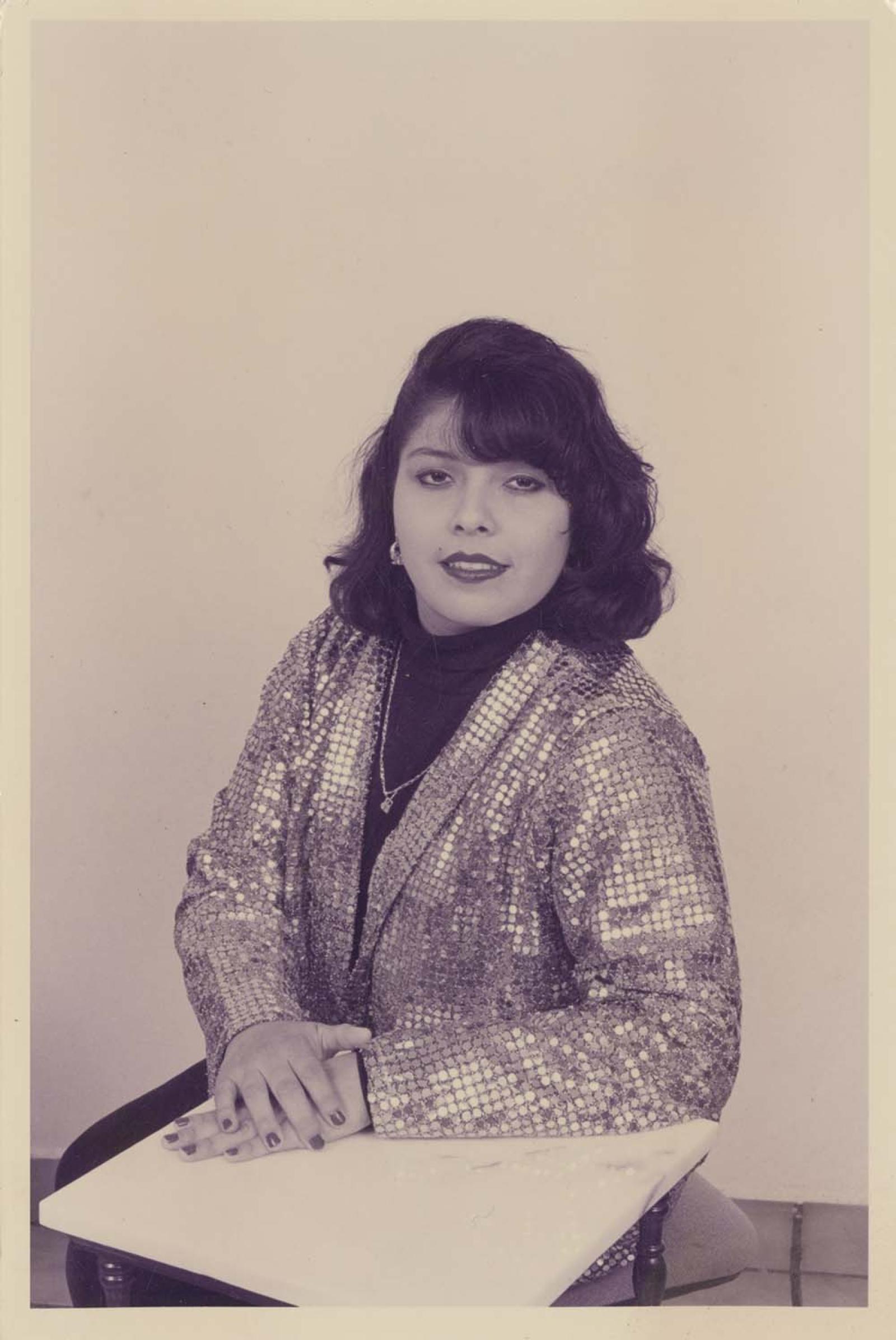 “La cantante Bertha Gloria”.