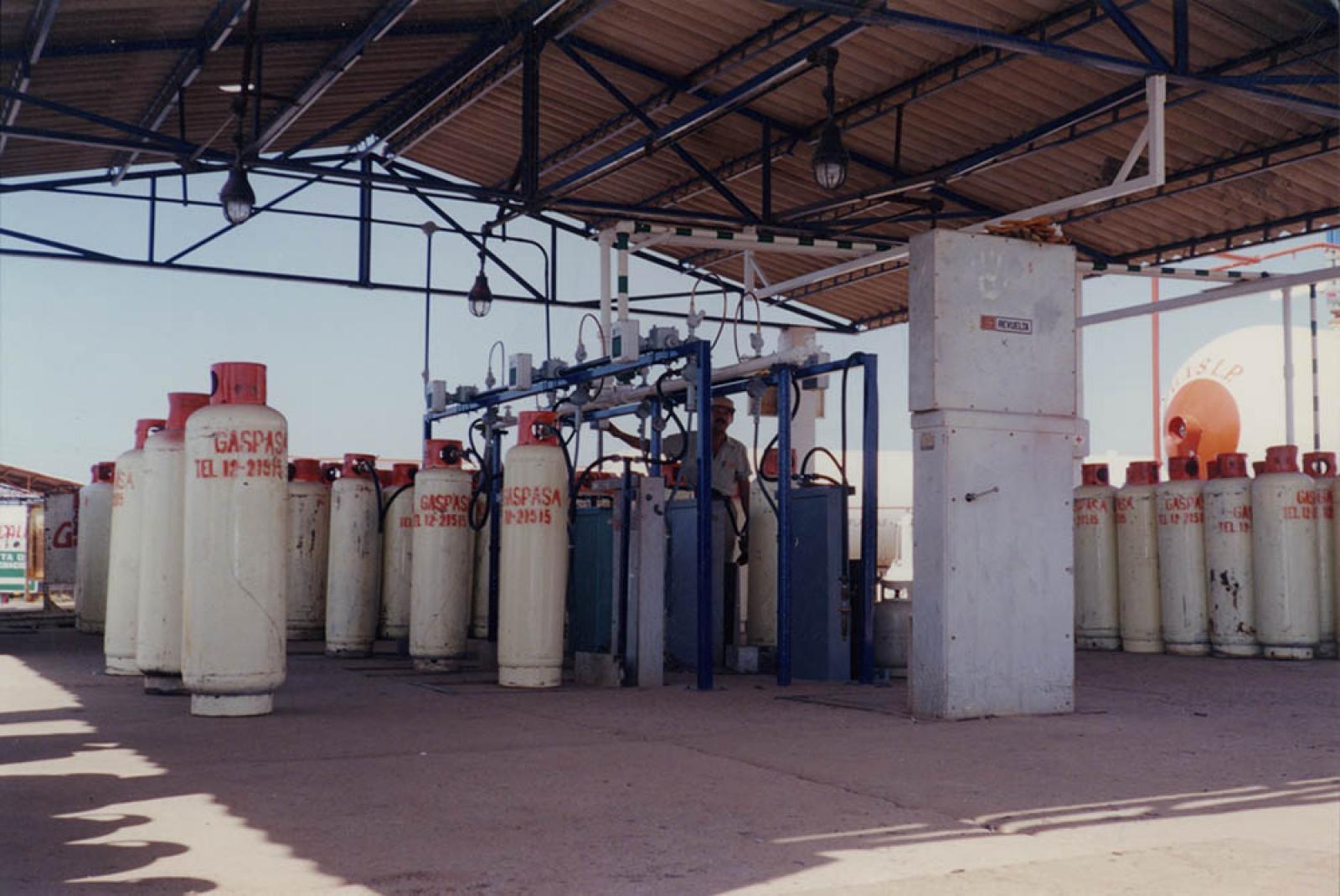 “La compañía de gas”.