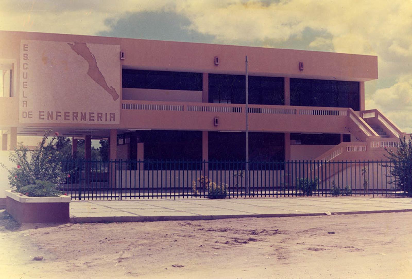 “La escuela de Enfermería”, La Paz, Baja California Sur.