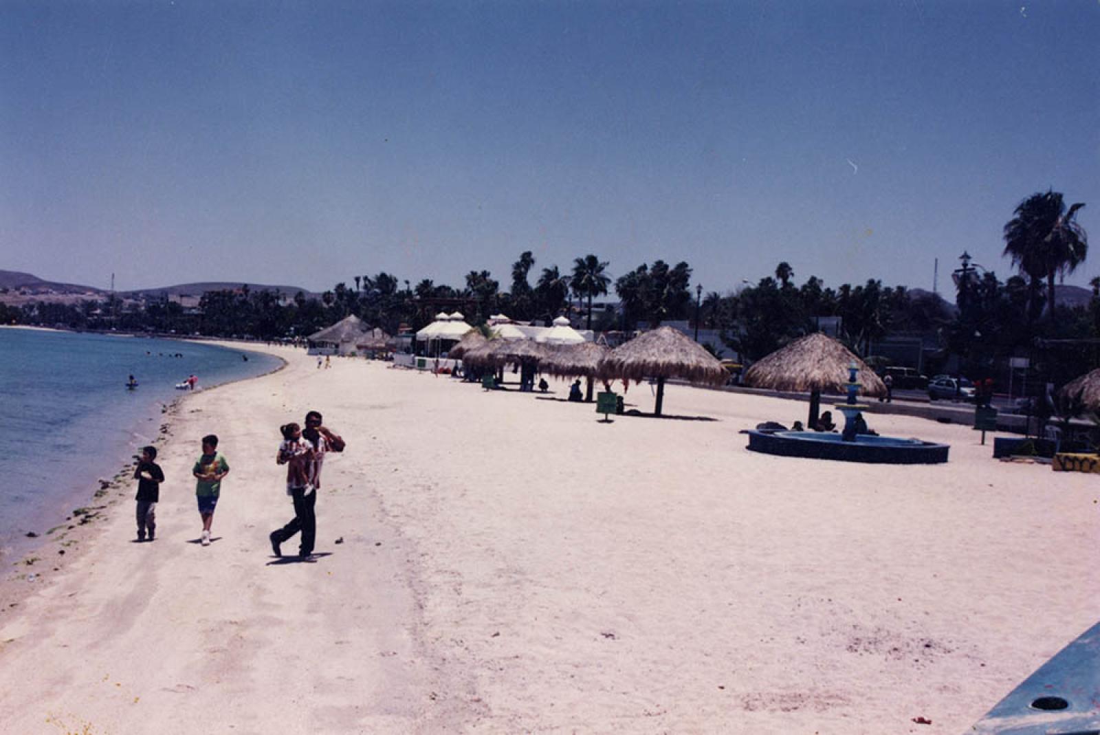 “La playa”.