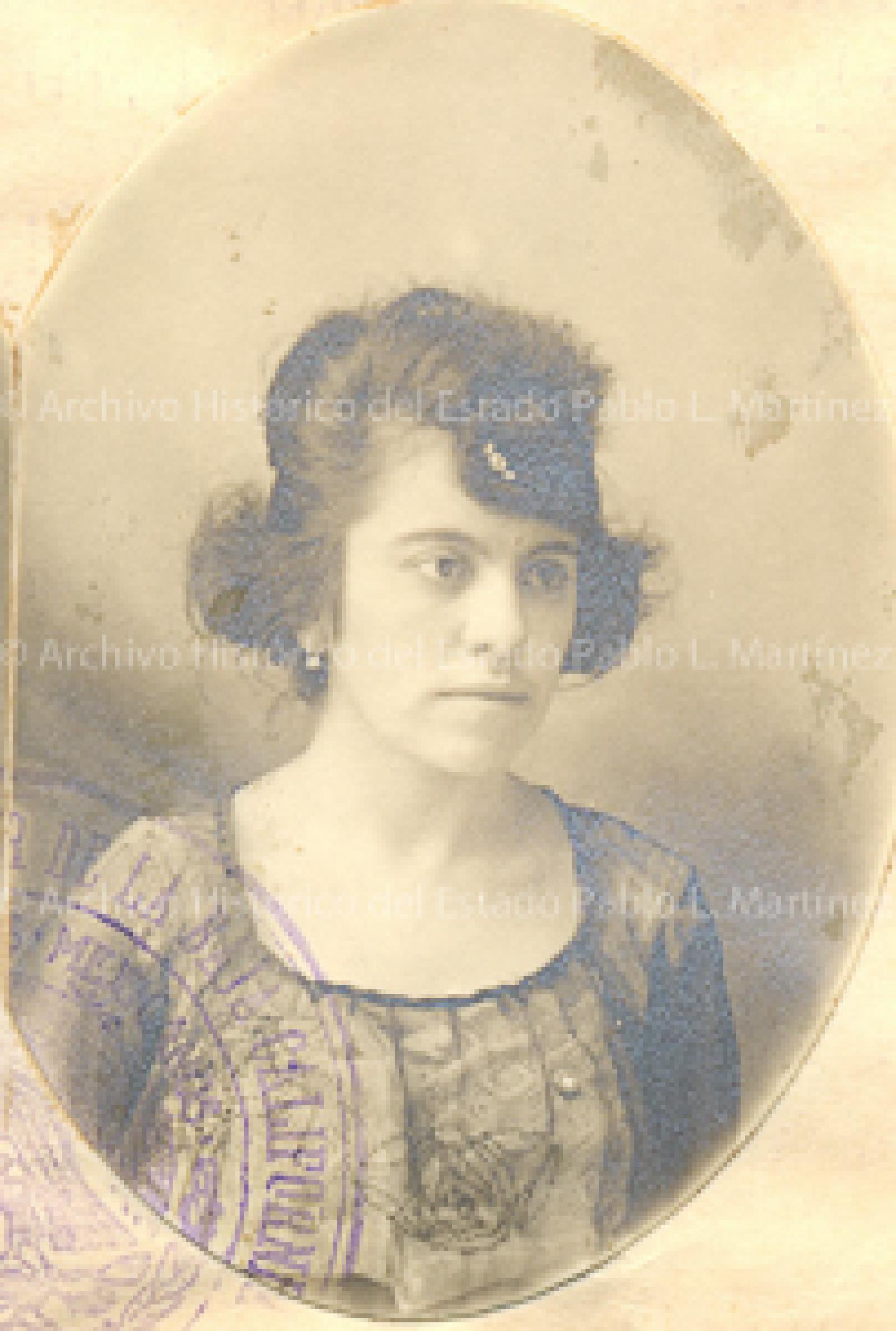 Laura Estrada.