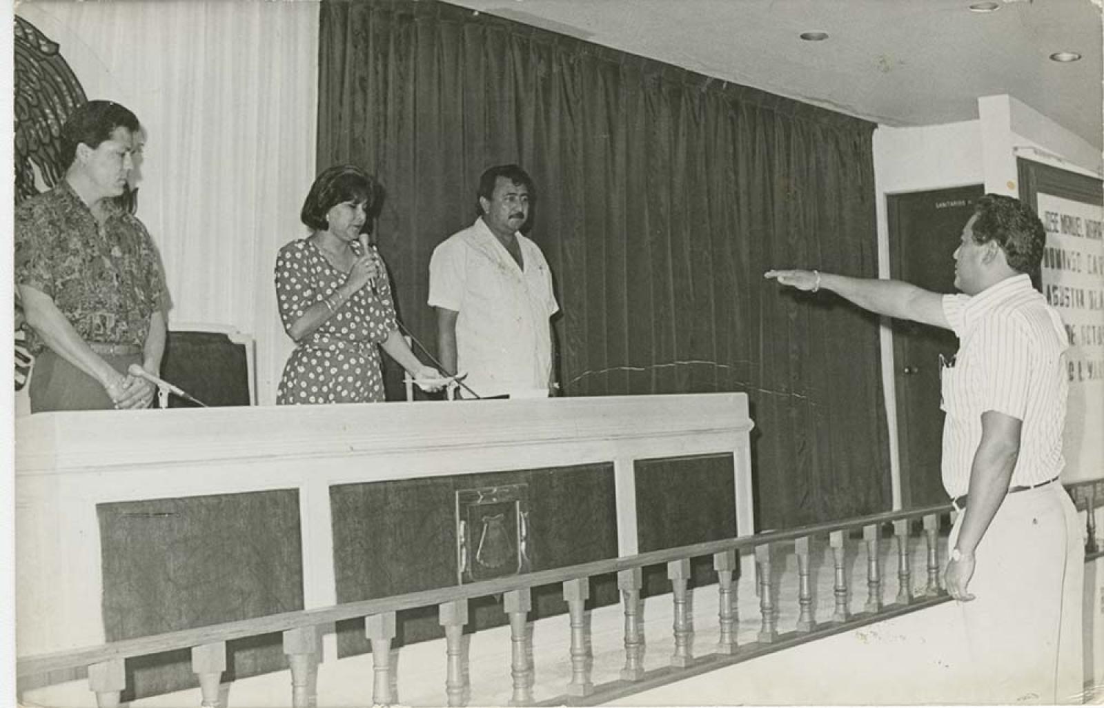 Laura Medellín, en toma de protesta.