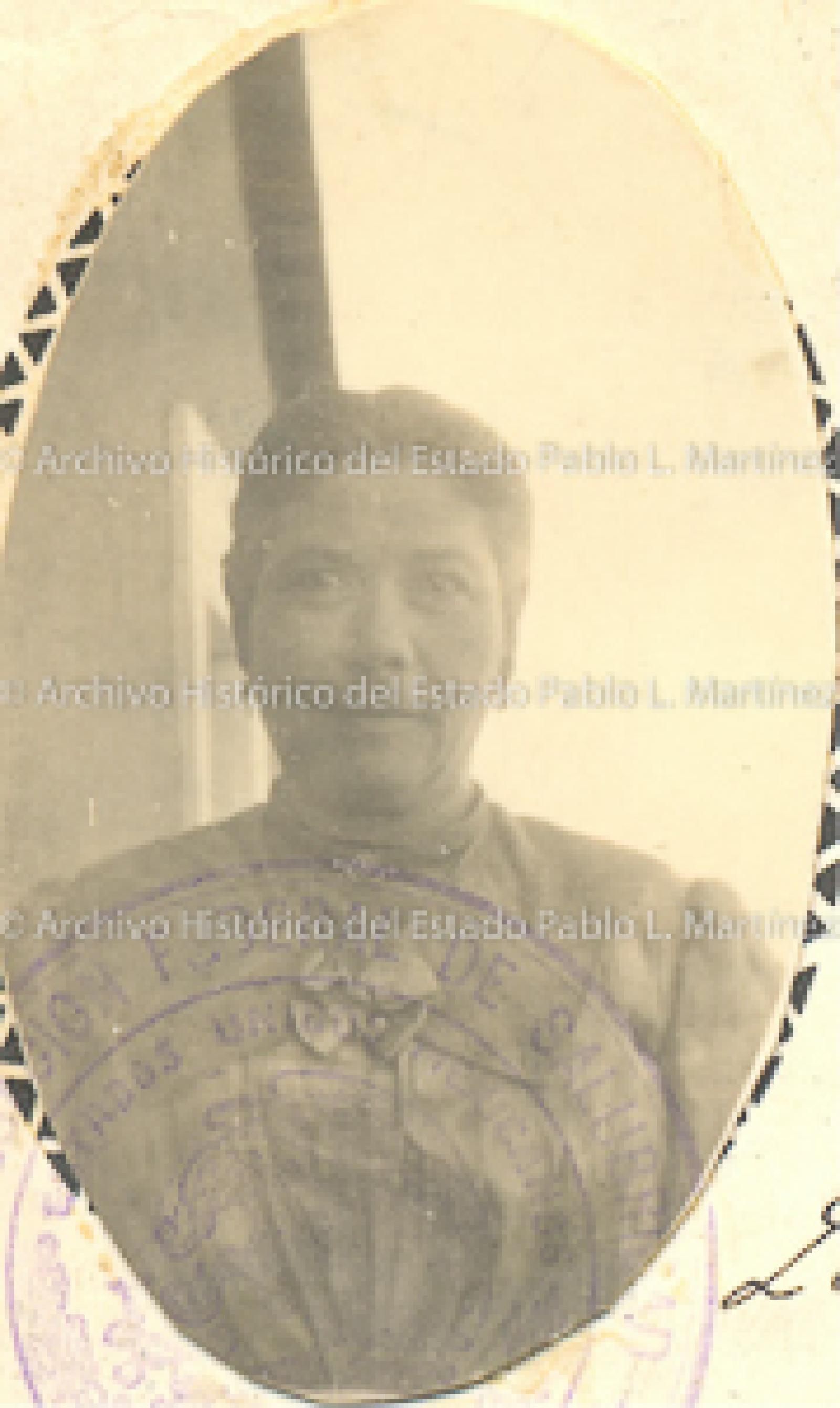 Leonor Olachea viuda de Tagle.