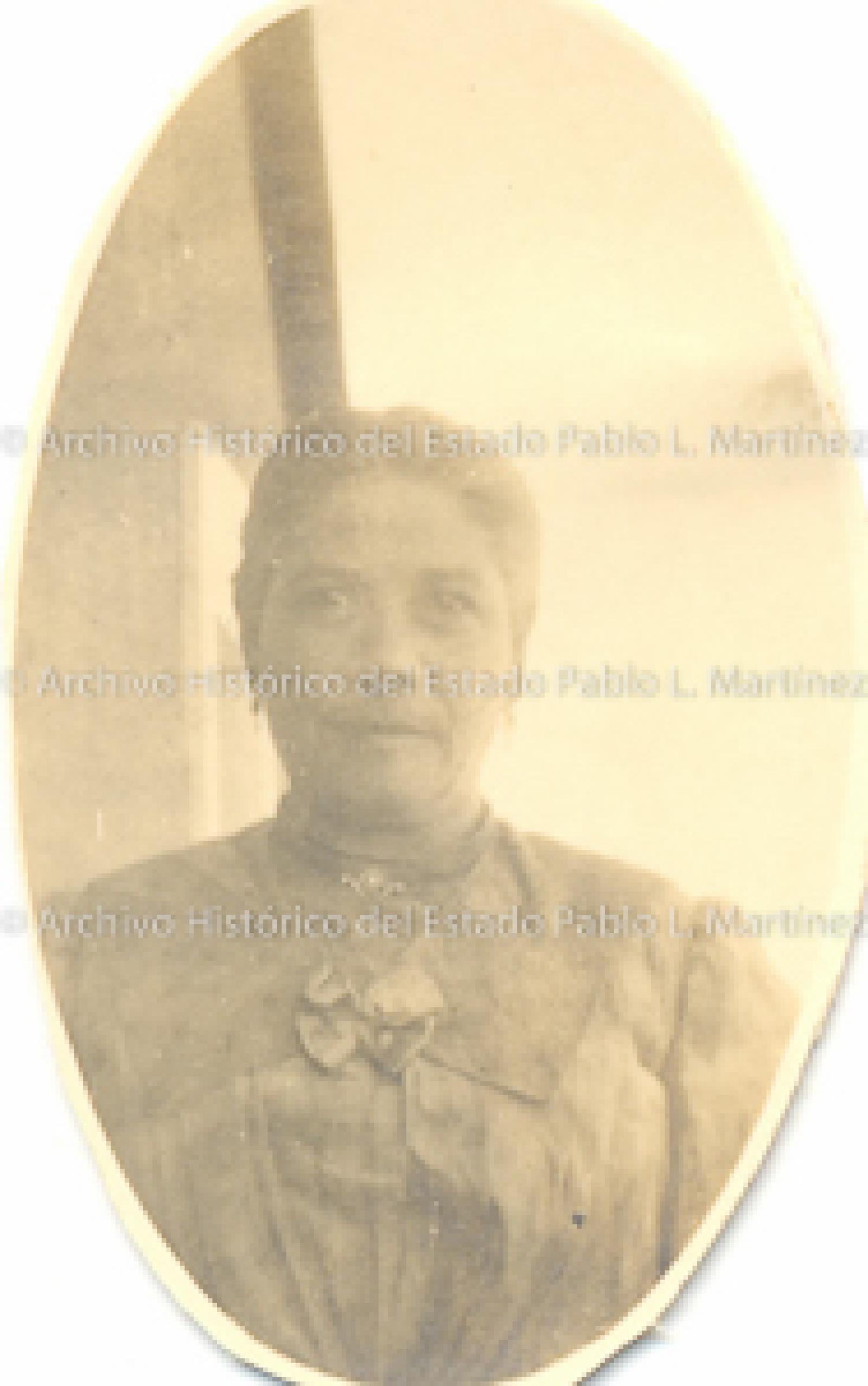 Leonor Olachea viuda de Tagle.