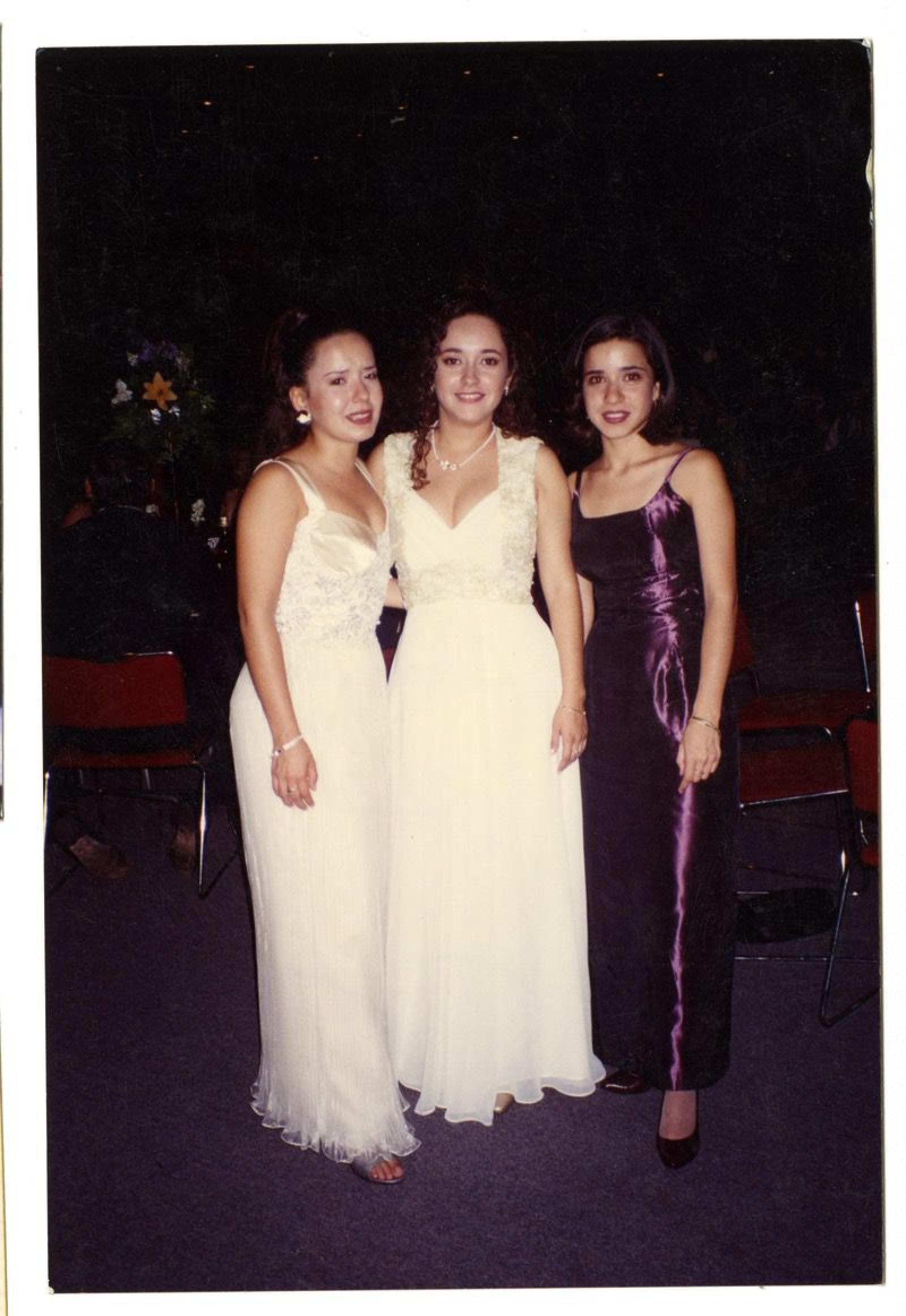 Leticia y acompañante en evento social.