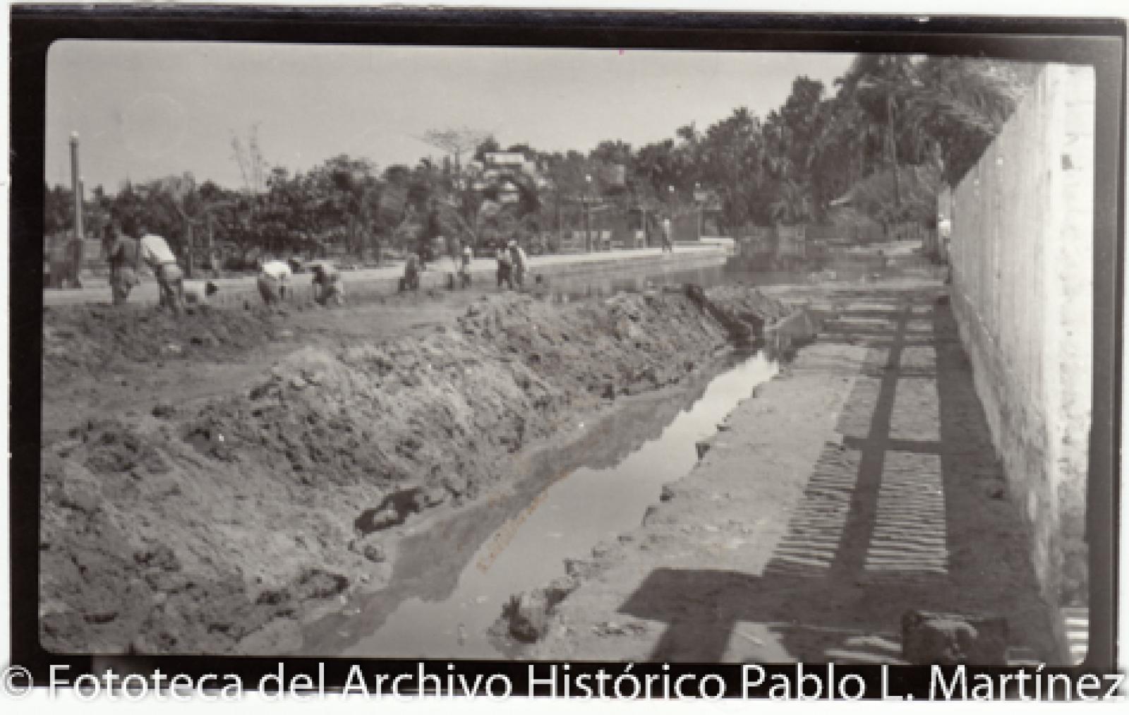 Limpieza de calles, militares.