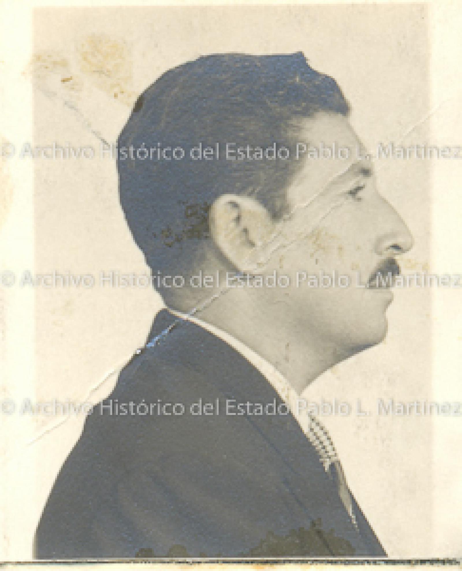 Lino Antonio Barrón Castro de perfil