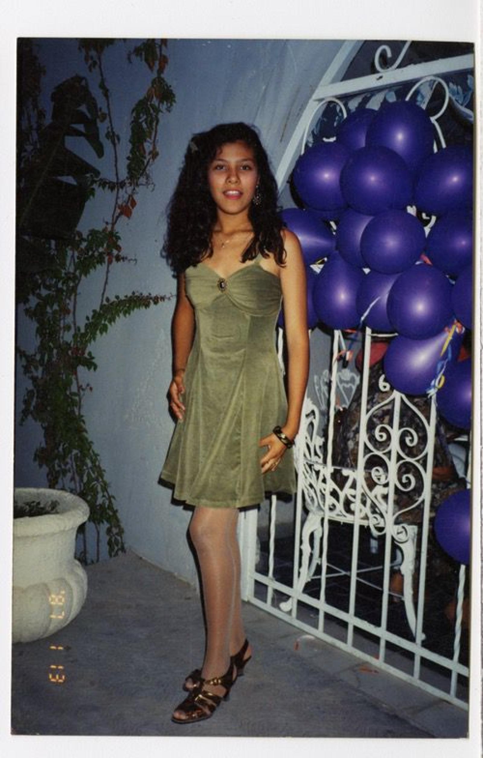 Lluvia Ochoa, candidata a reina del estudiante de la secundaria Moisés Sáenz.