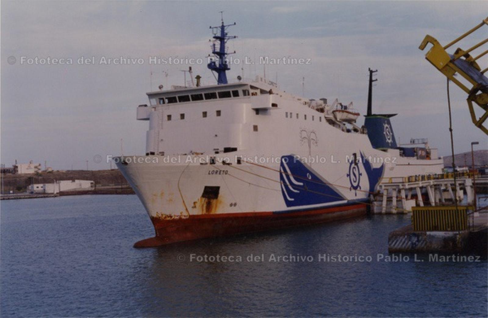 “Loreto”, transbordador.