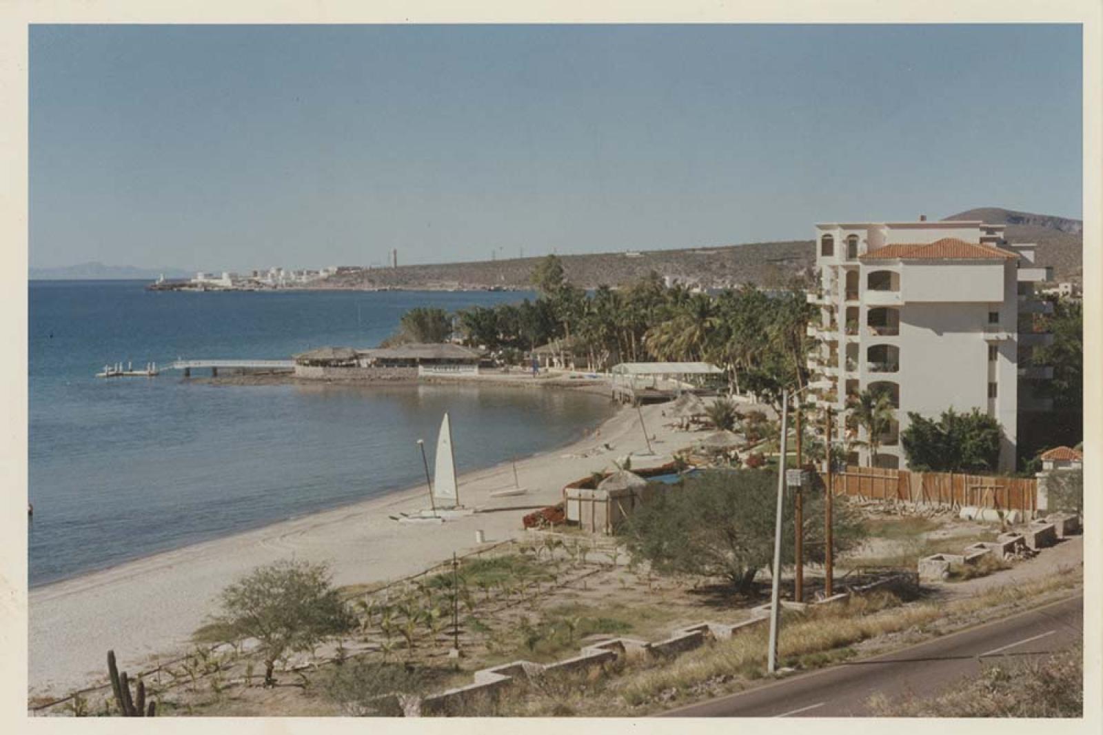 “Los hoteles”.