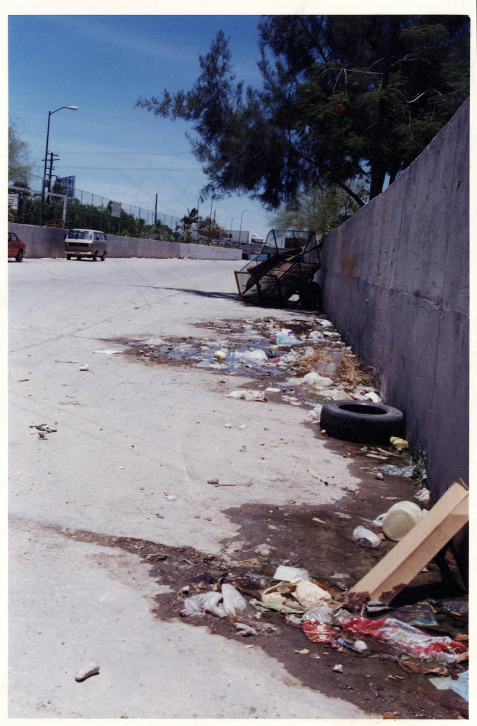 “Los tiraderos de basura”.