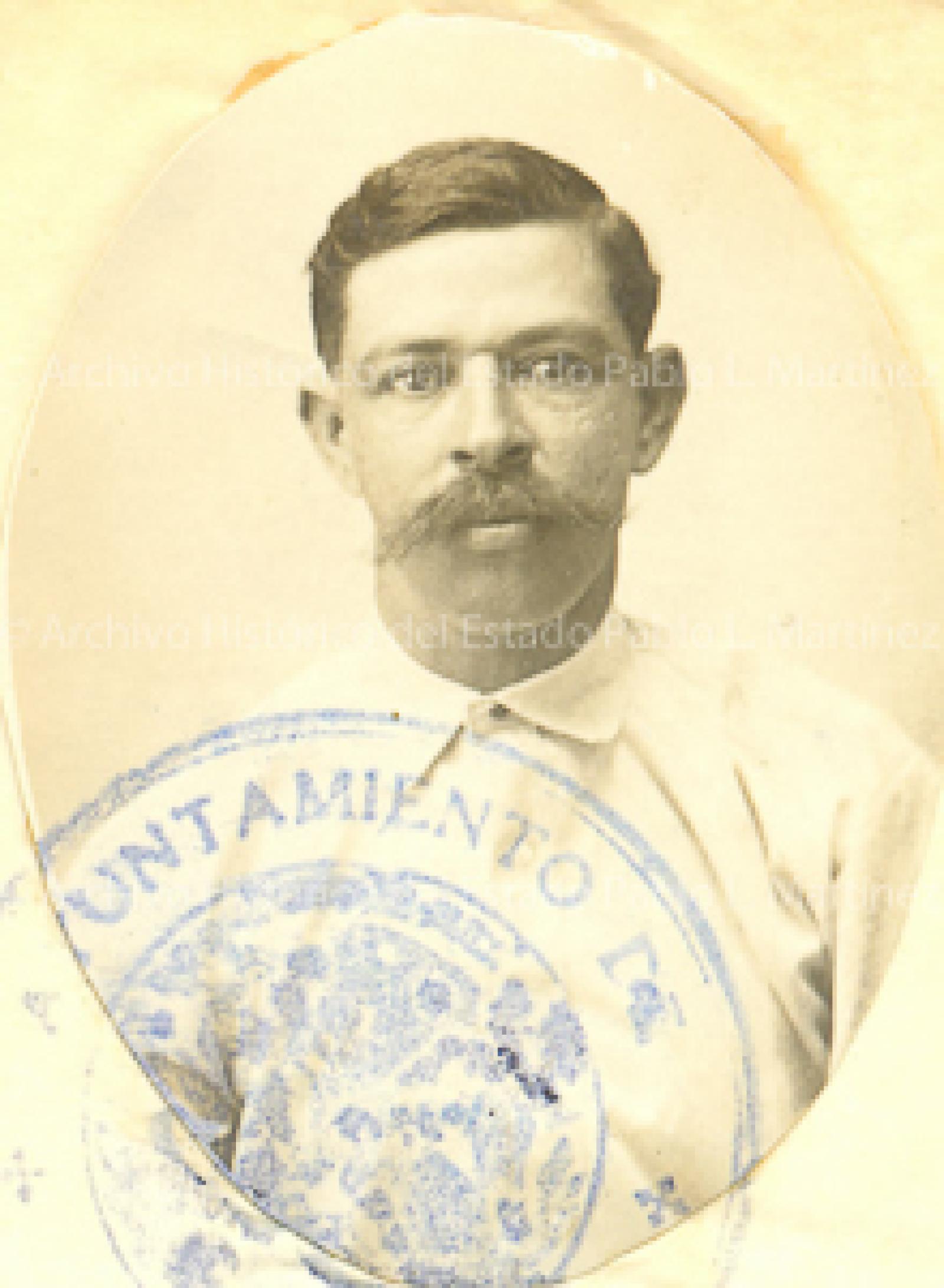 Lucio Albáñez.