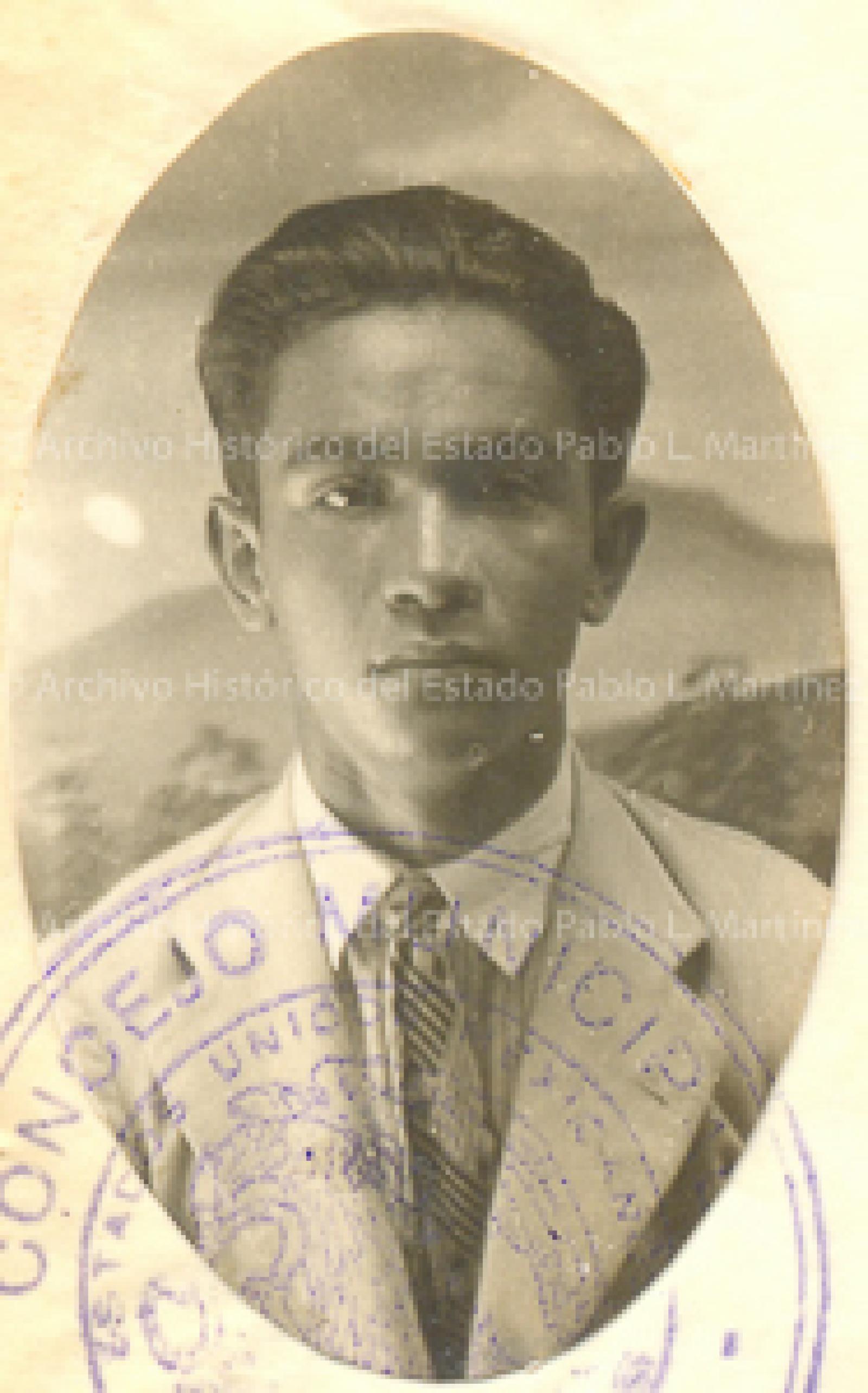 Luis Arámburo.