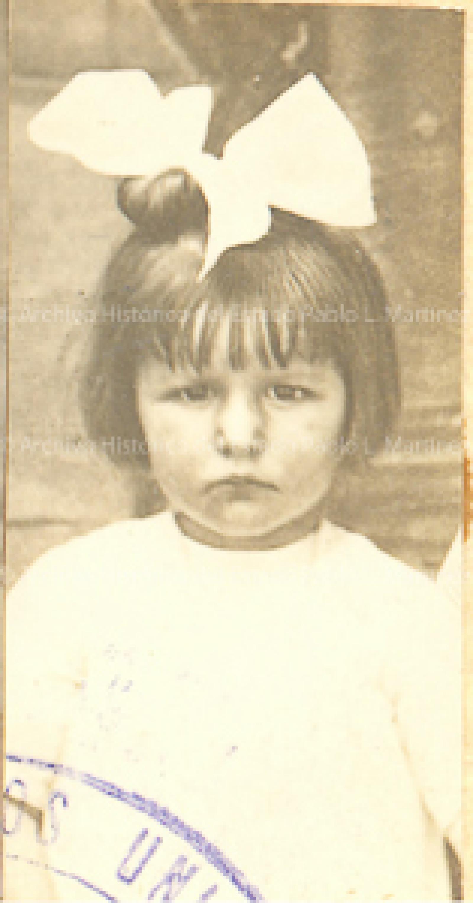 Madeleine Pages.