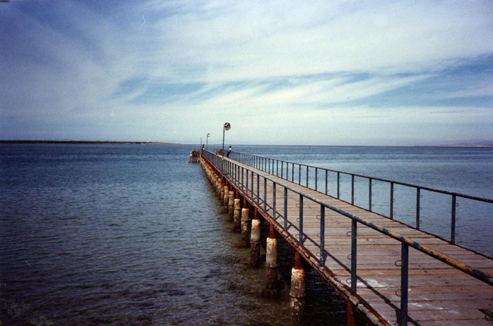 Mantenimiento del muelle del malecón, La Paz, B.C.S.