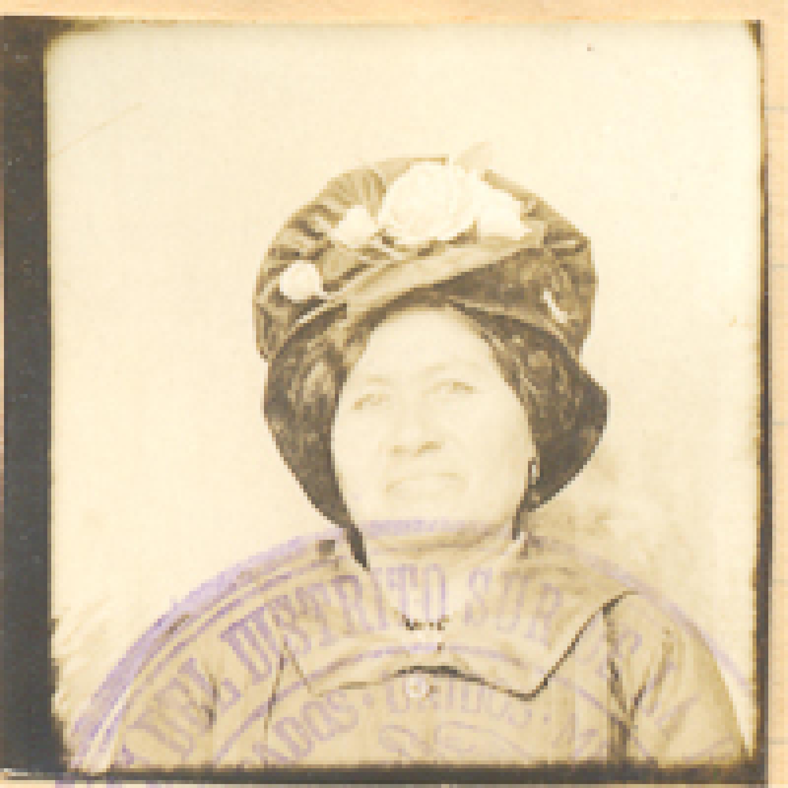 María Ceseña.