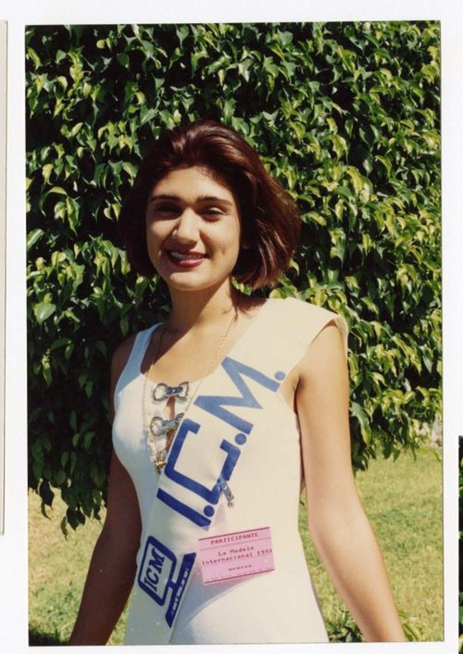 Marina, participante de modelaje, 1993.