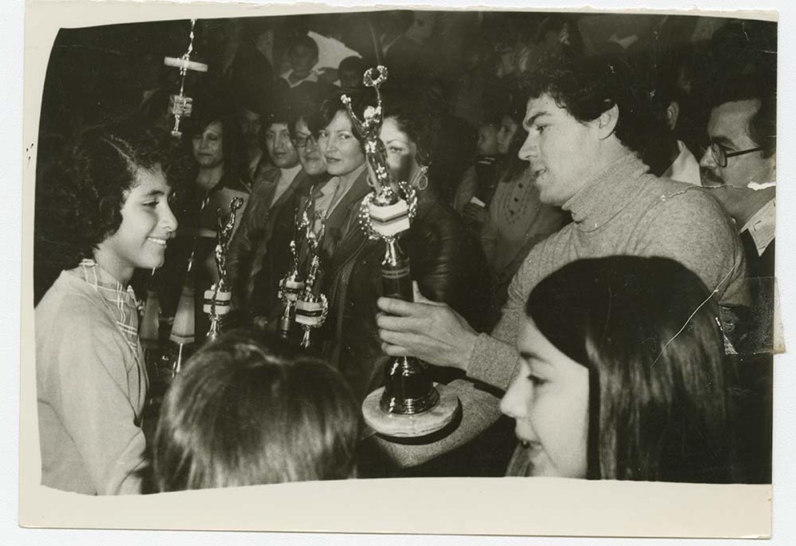 Mario Vargas en entrega de trofeos.