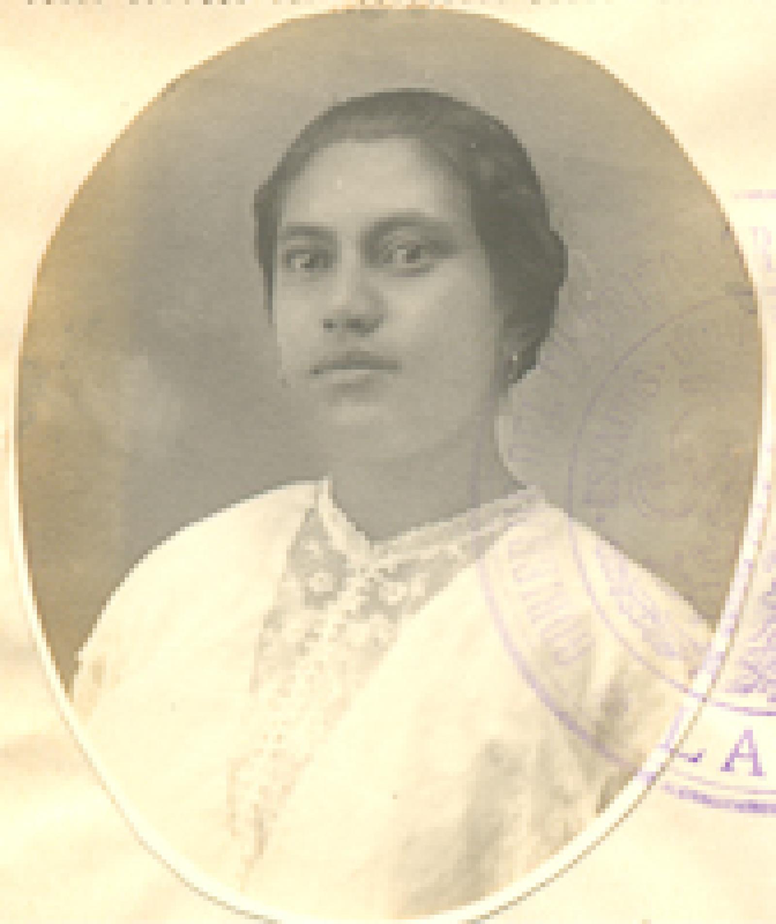 Mercedes M. Núñez.