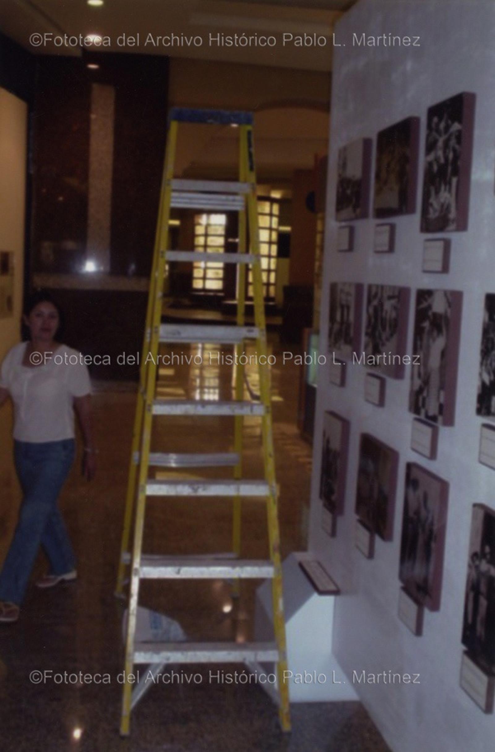 Montaje de exposición fotográfica.