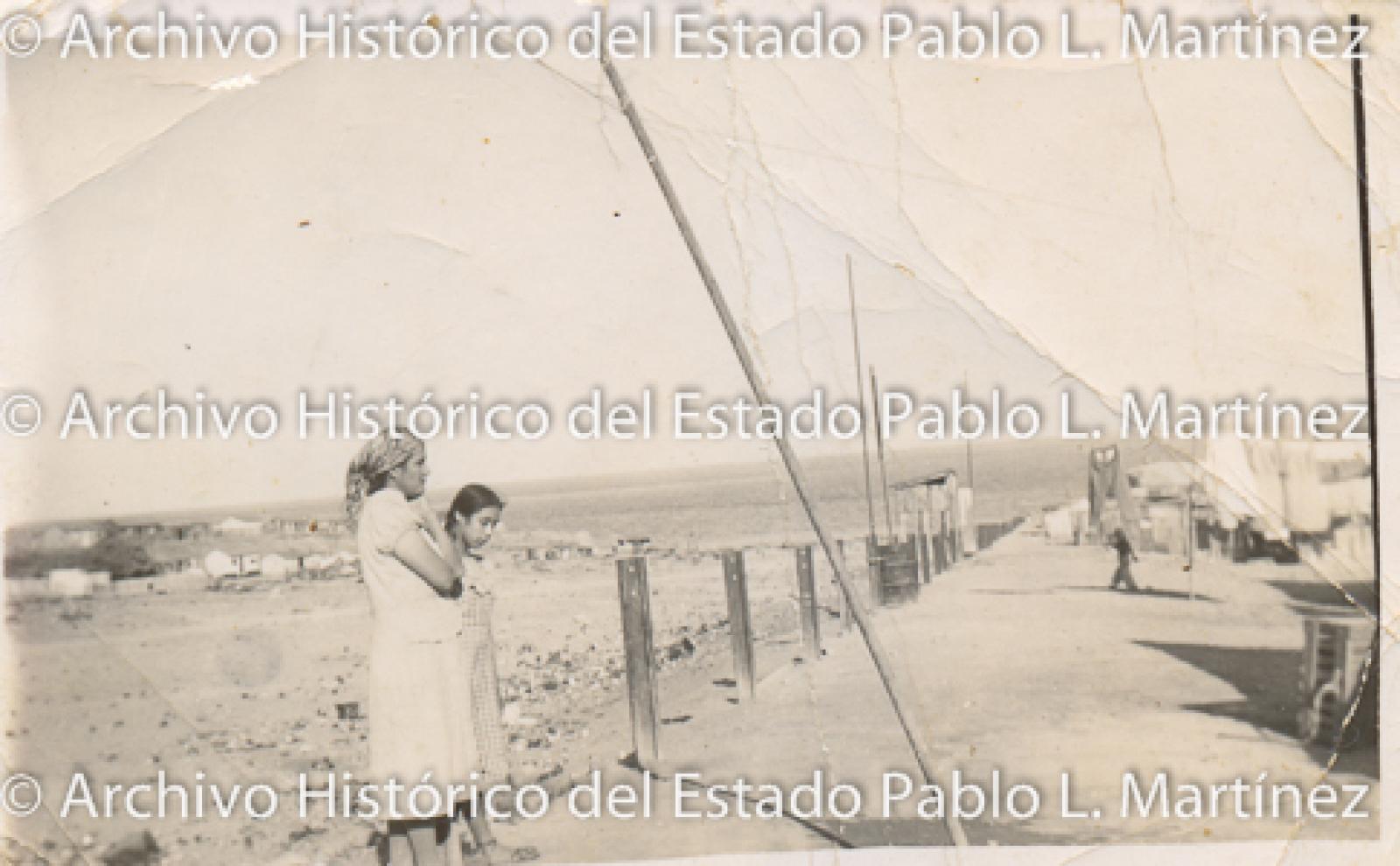 Mujeres en Isla de Cedros, Baja California.