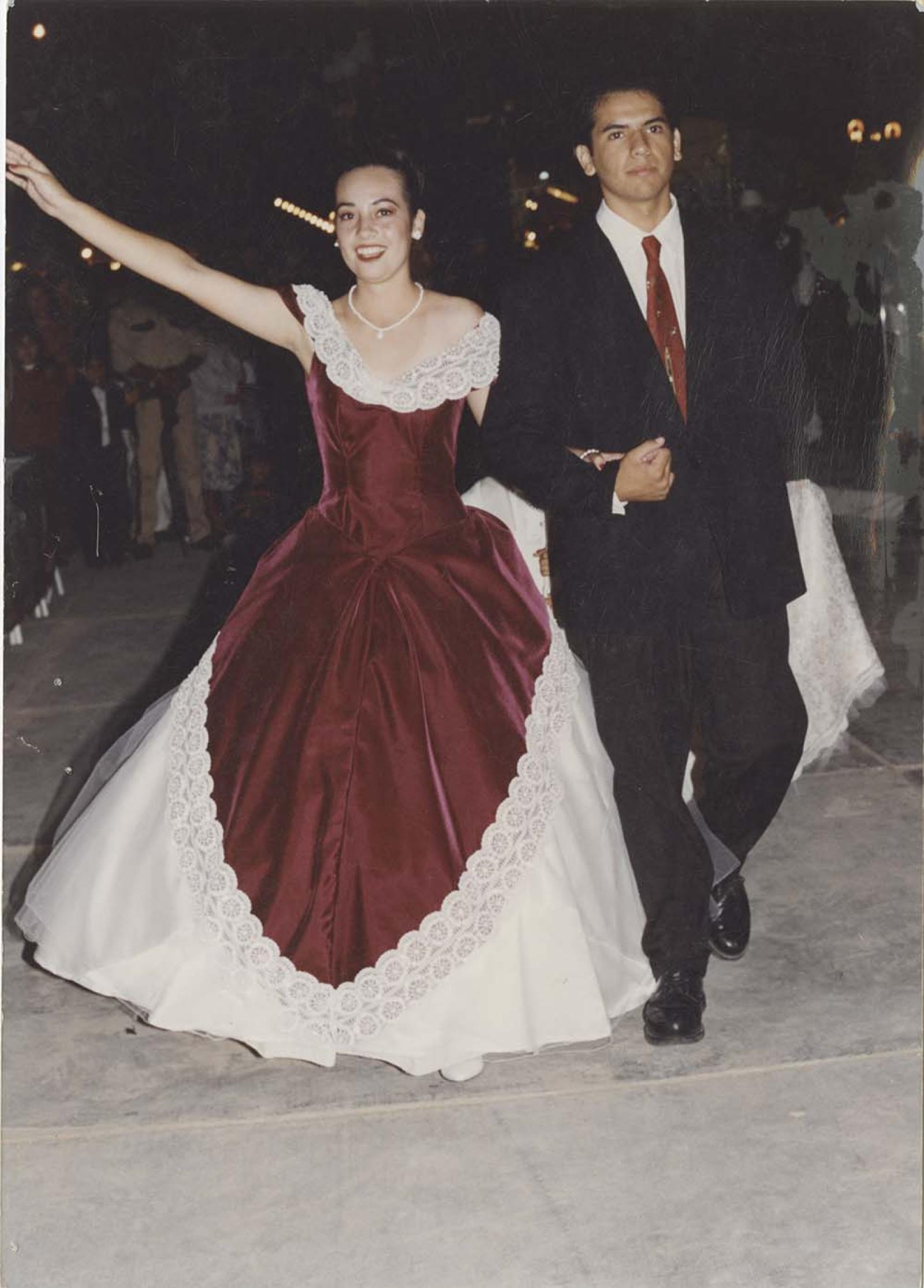 “Nadia Isela, en la noche de su coronación”