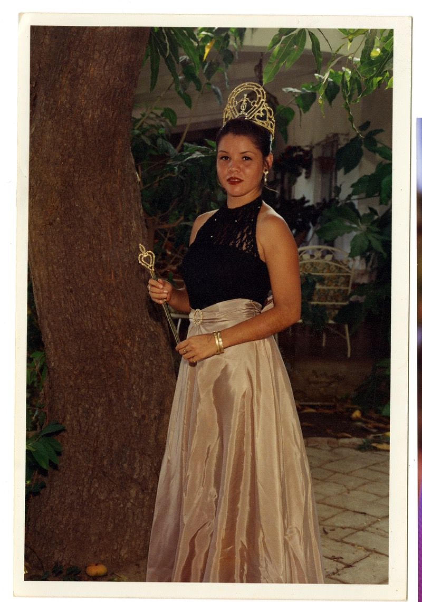 Nora I, ex reina de las fiestas tradicionales de Santiago.