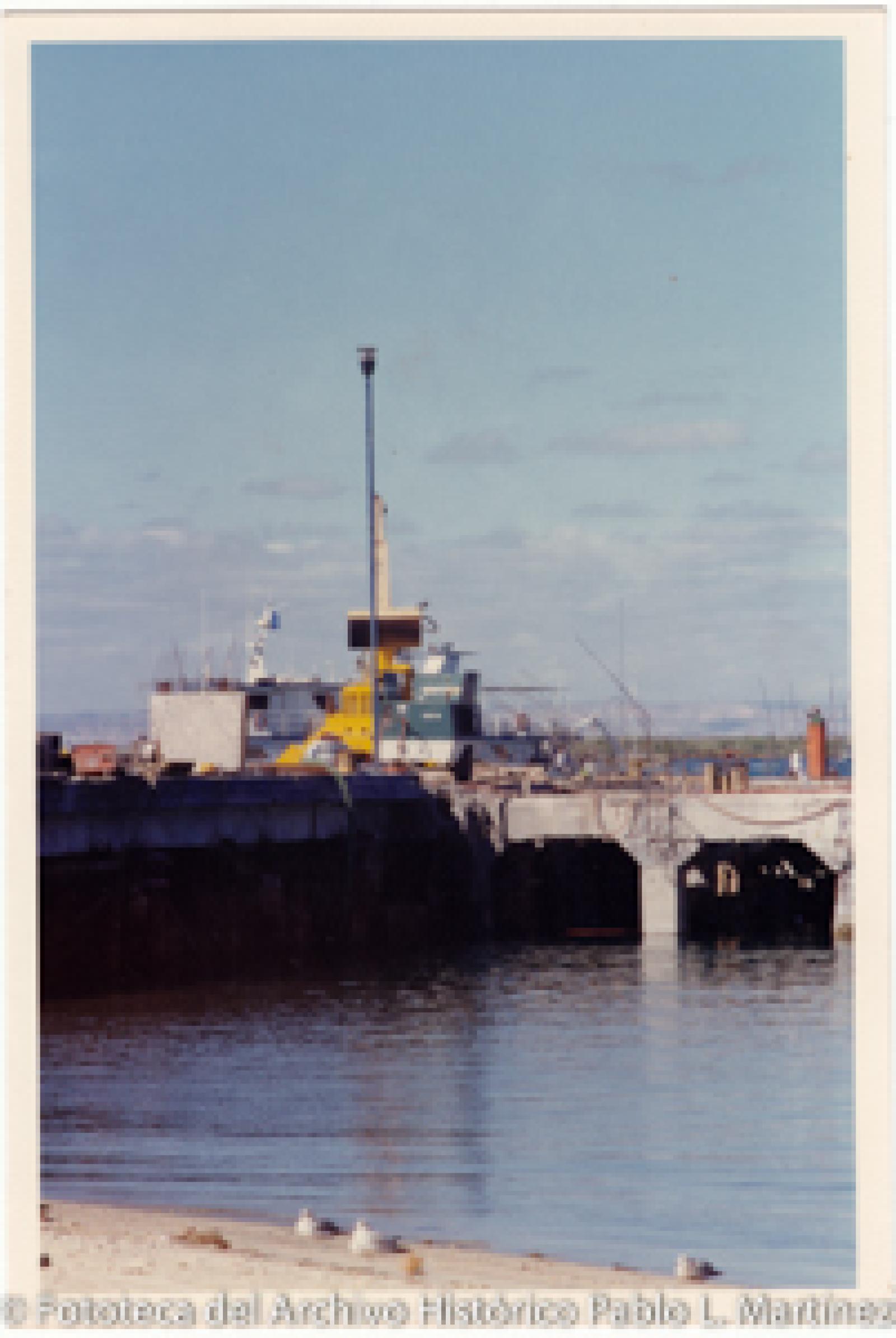 Obras de reconstrucción del Muelle Fiscal, La Paz.