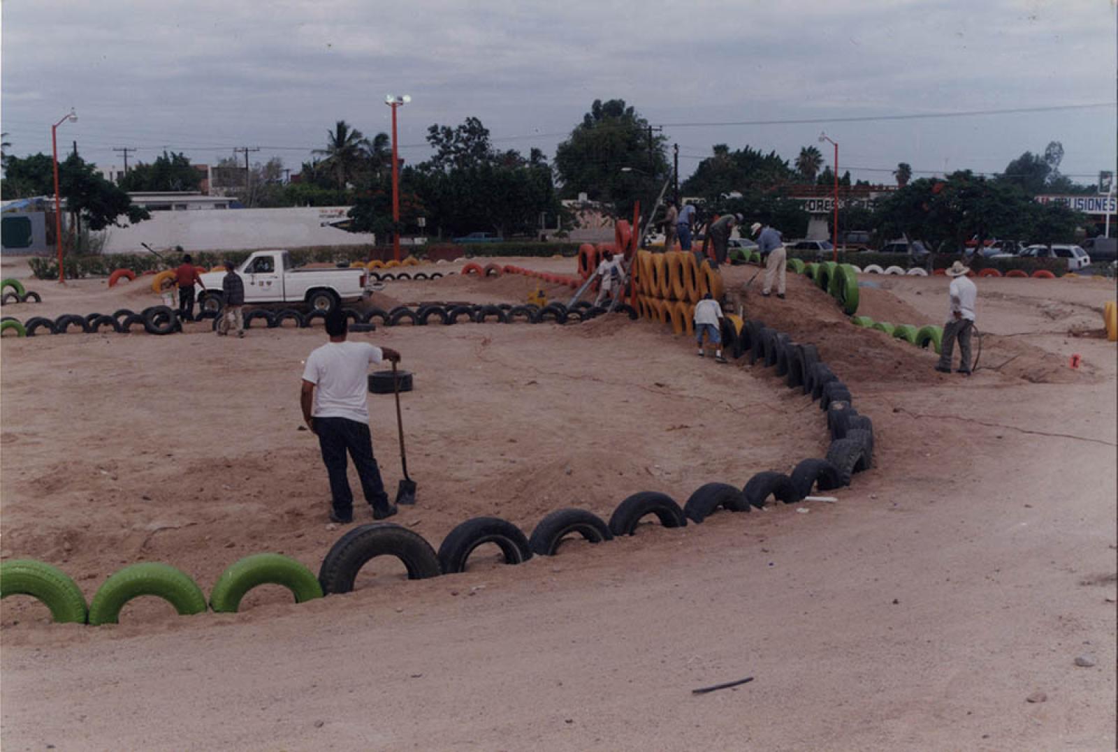 “Obras de remodelación al parque de la colonia Pueblo Nuevo en La Paz, Baja California Sur”.