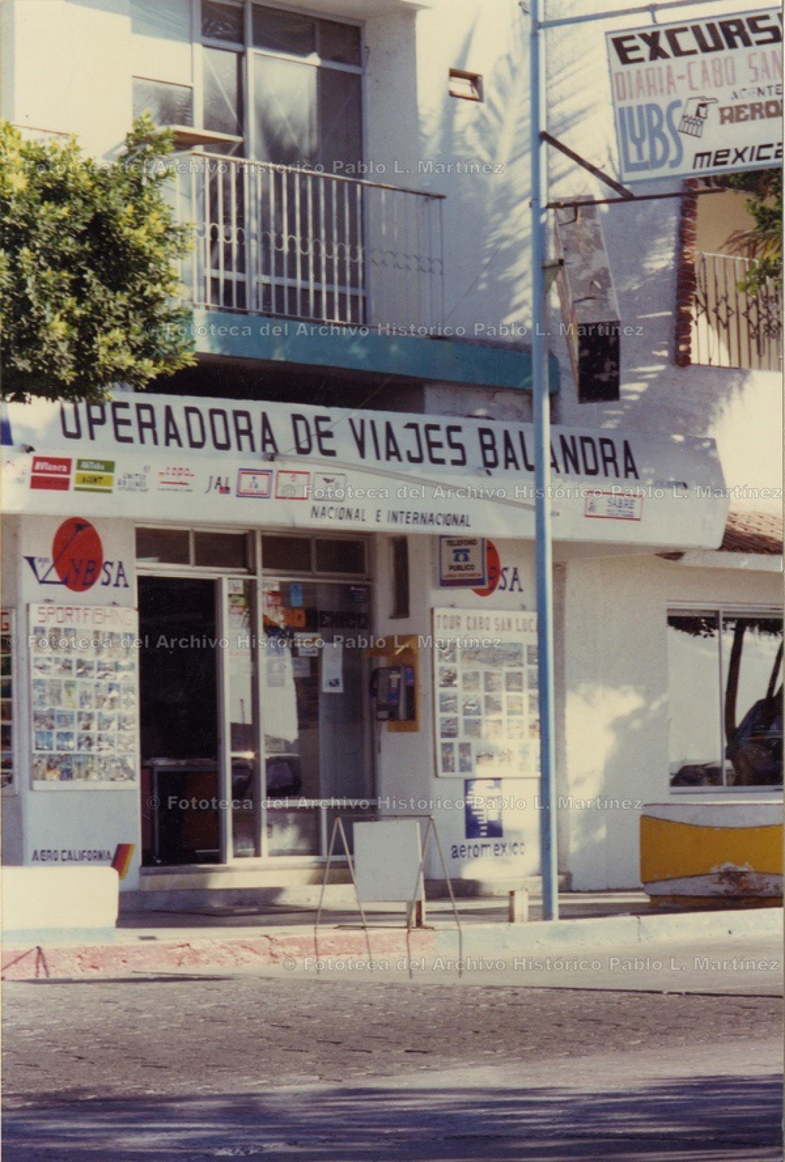 Oficinas de la “Operadora de Viajes Balandra”, vista exterior.