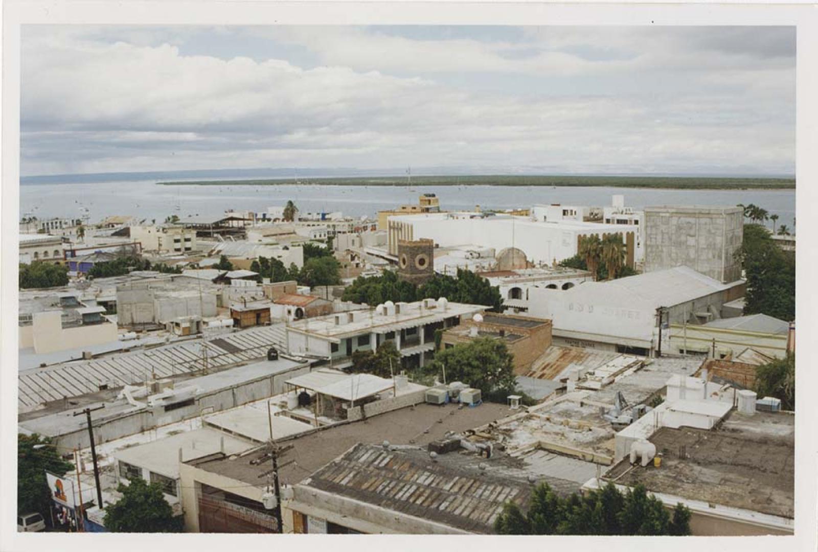 Panorámica de la ciudad y puerto de La Paz, Baja California Sur.