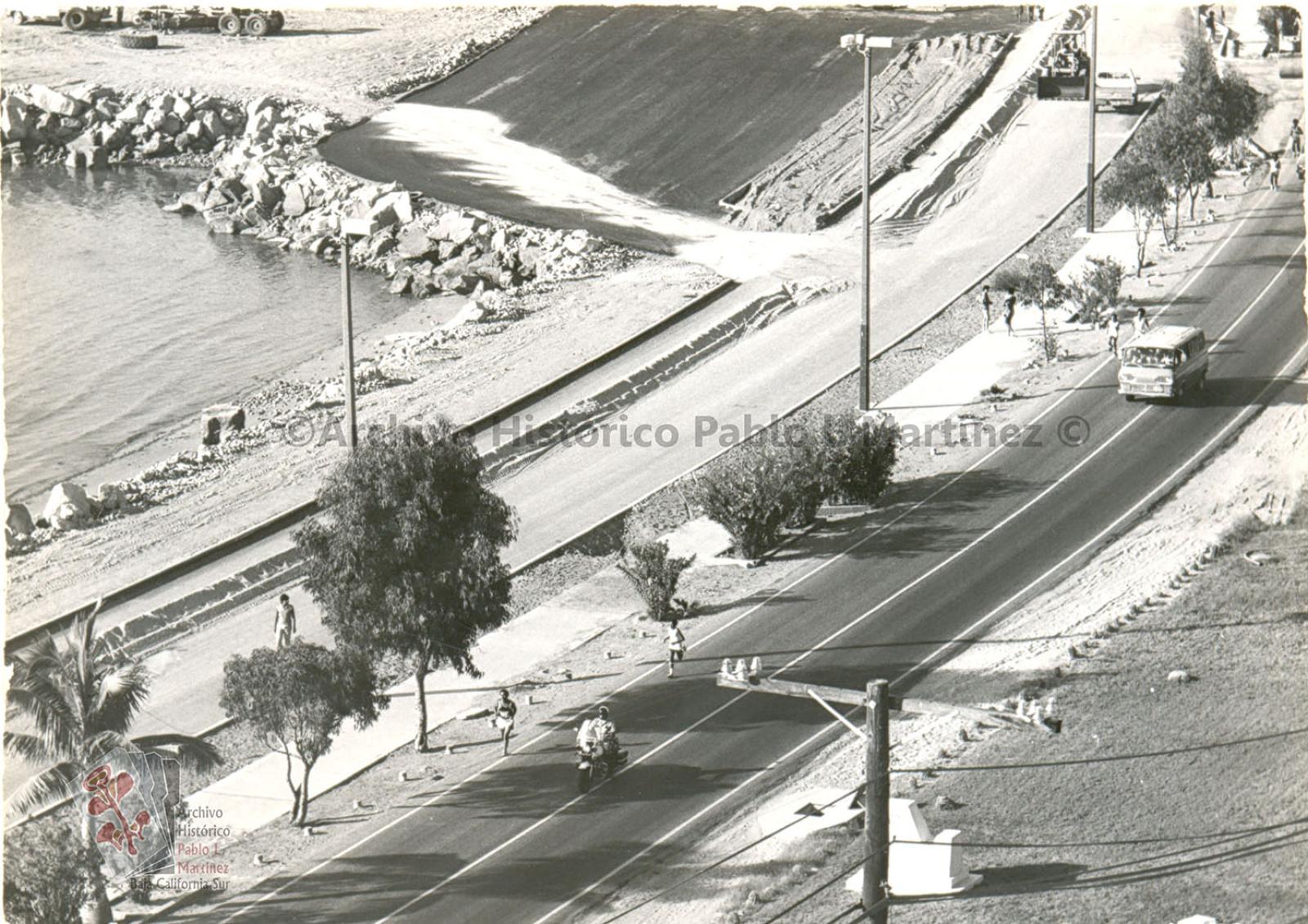 Panorámica de una carrera en la zona norte del malecón de La Paz, Baja California Sur.