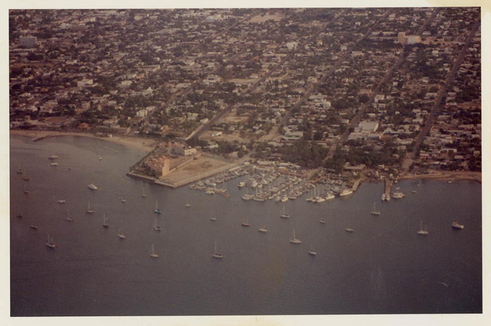 Panorámica del puerto y ciudad de La Paz, Baja California Sur.