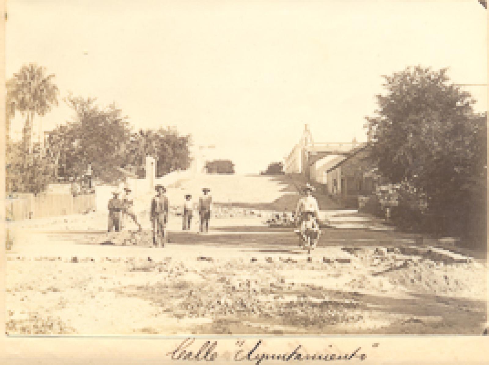 Pavimentación de la calle Ayuntamiento.