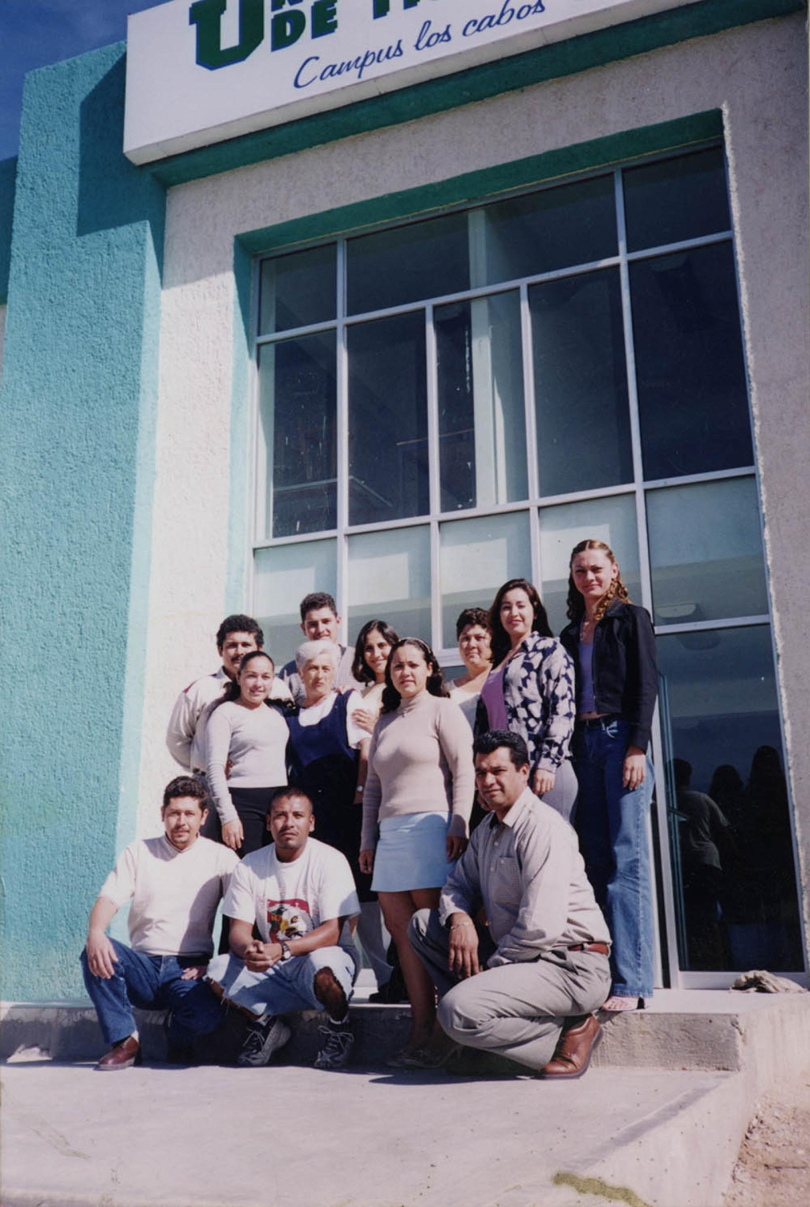 Personal de la Universidad de Tijuana, Campus Los Cabos.