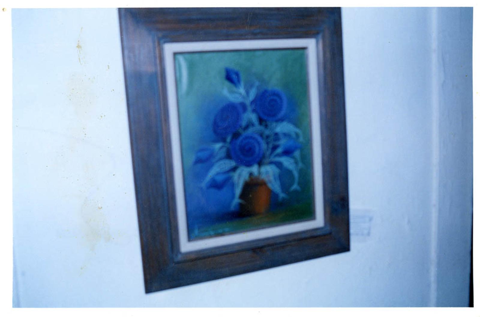 Pintura de flores azules.