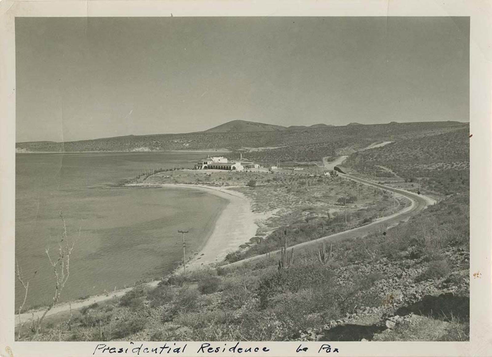 Playa y Casa Presidencial El Caimancito.