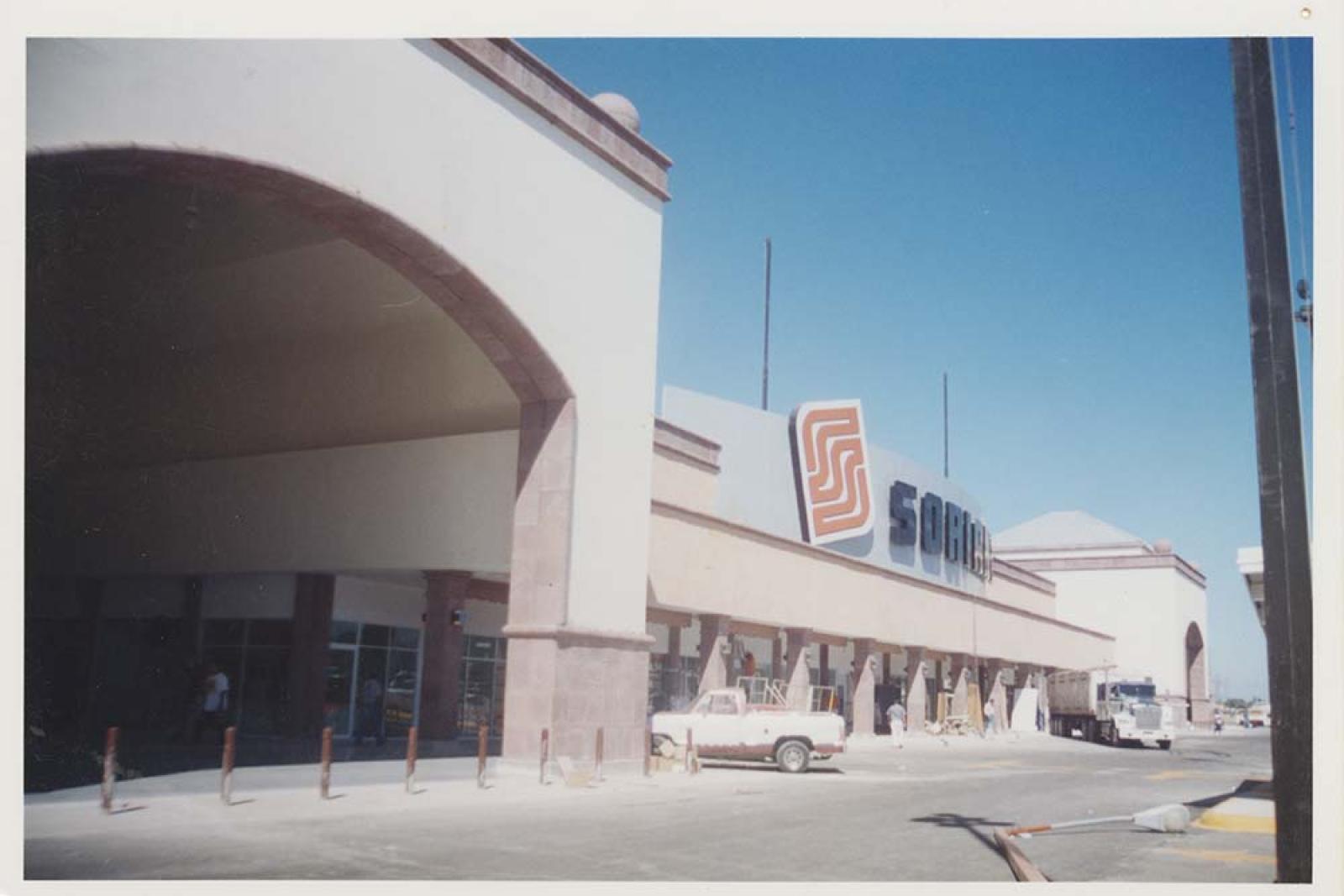 Plaza comercial SORIANA.