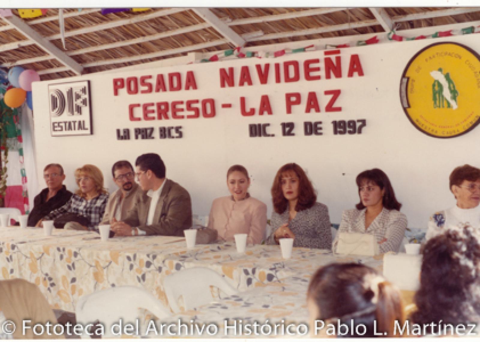 Posada navideña en CERESO, área de mujeres.