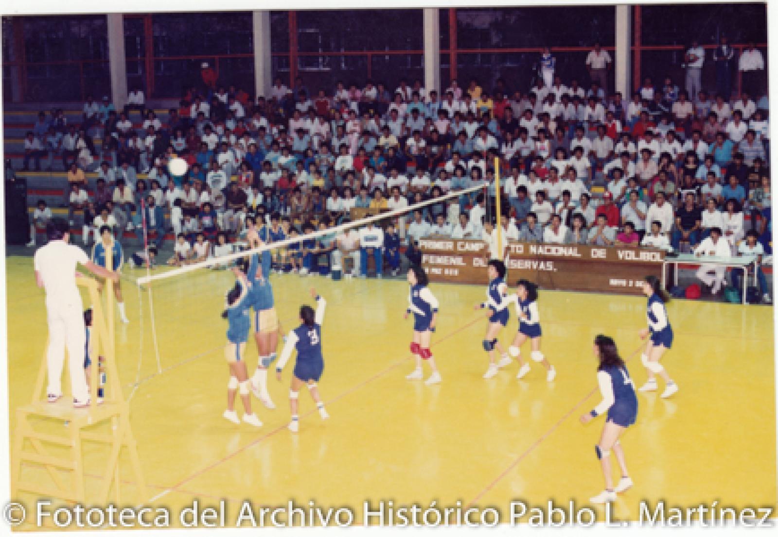 Primer Campeonato, voleibol Femenil.