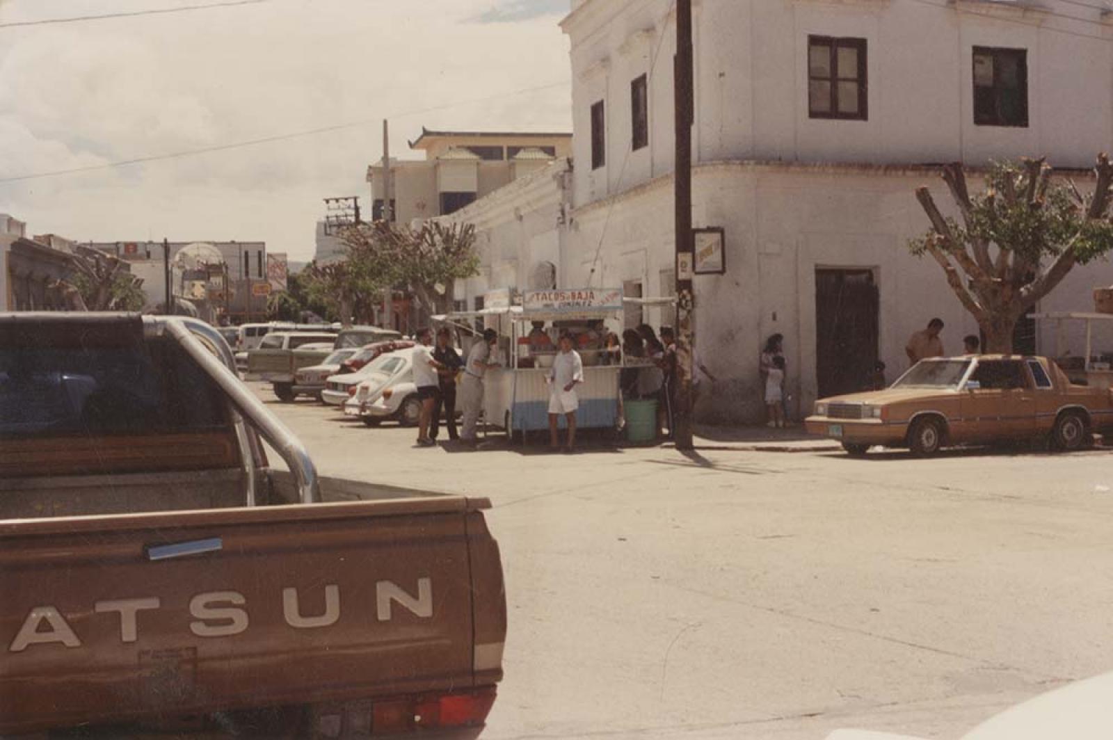 Puesto ambulante de tacos Hermanos González.