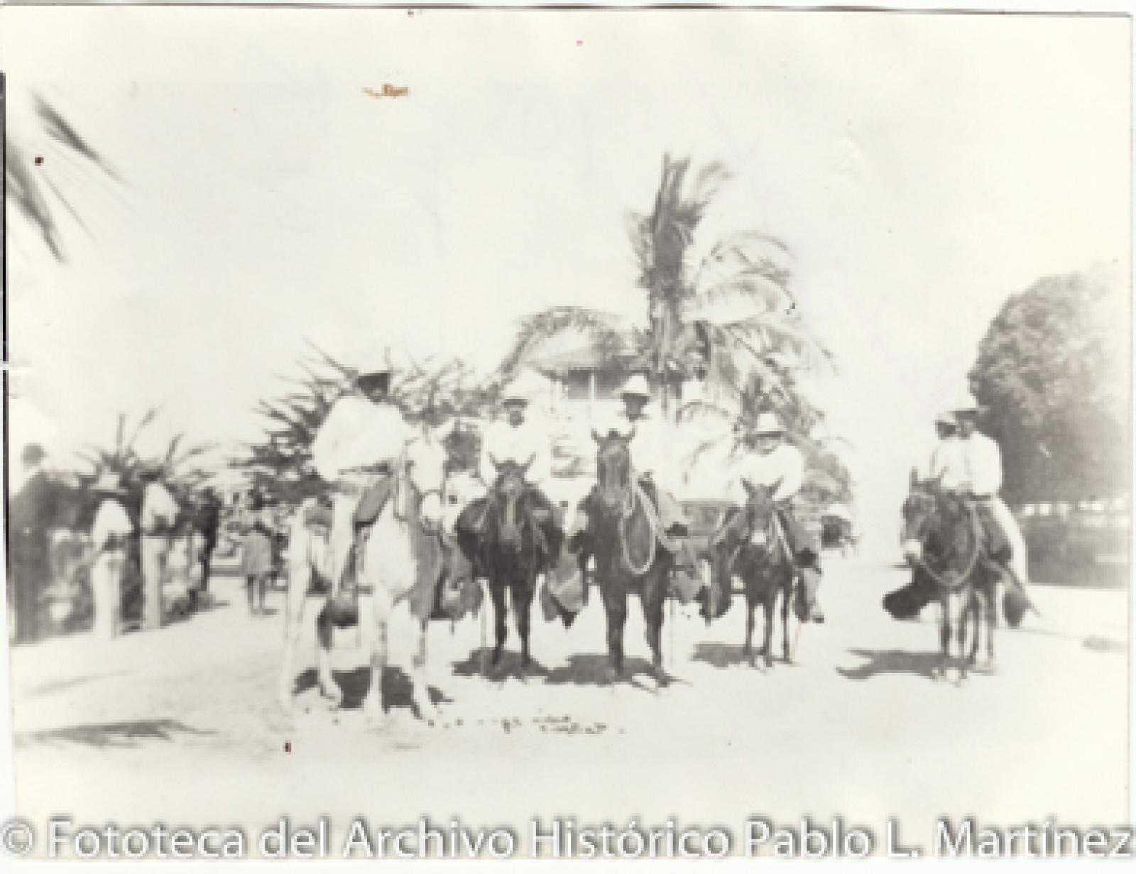 “Rancheros de sudcalifornia.”